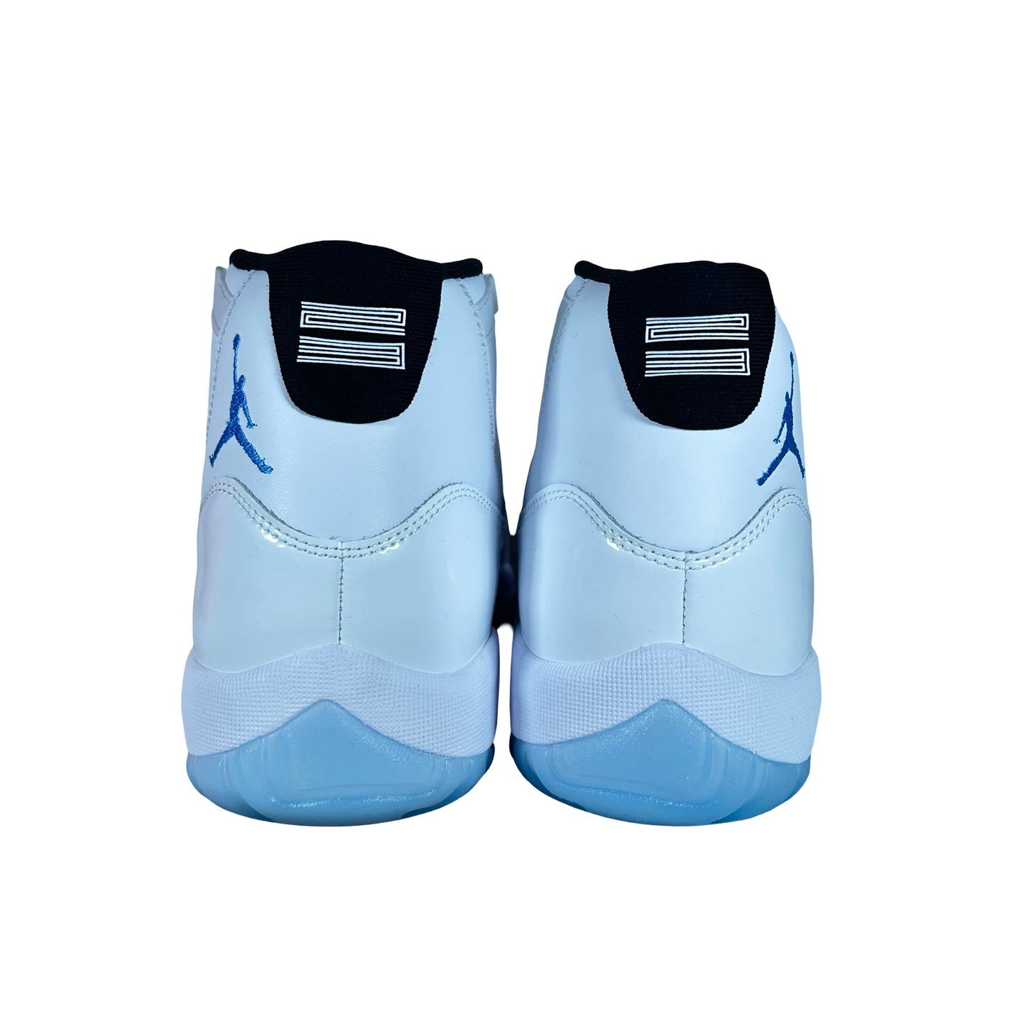 CT8012 104 Jordan 11 Retro Legend Blue (2024) - 9.5 M (B Grade)