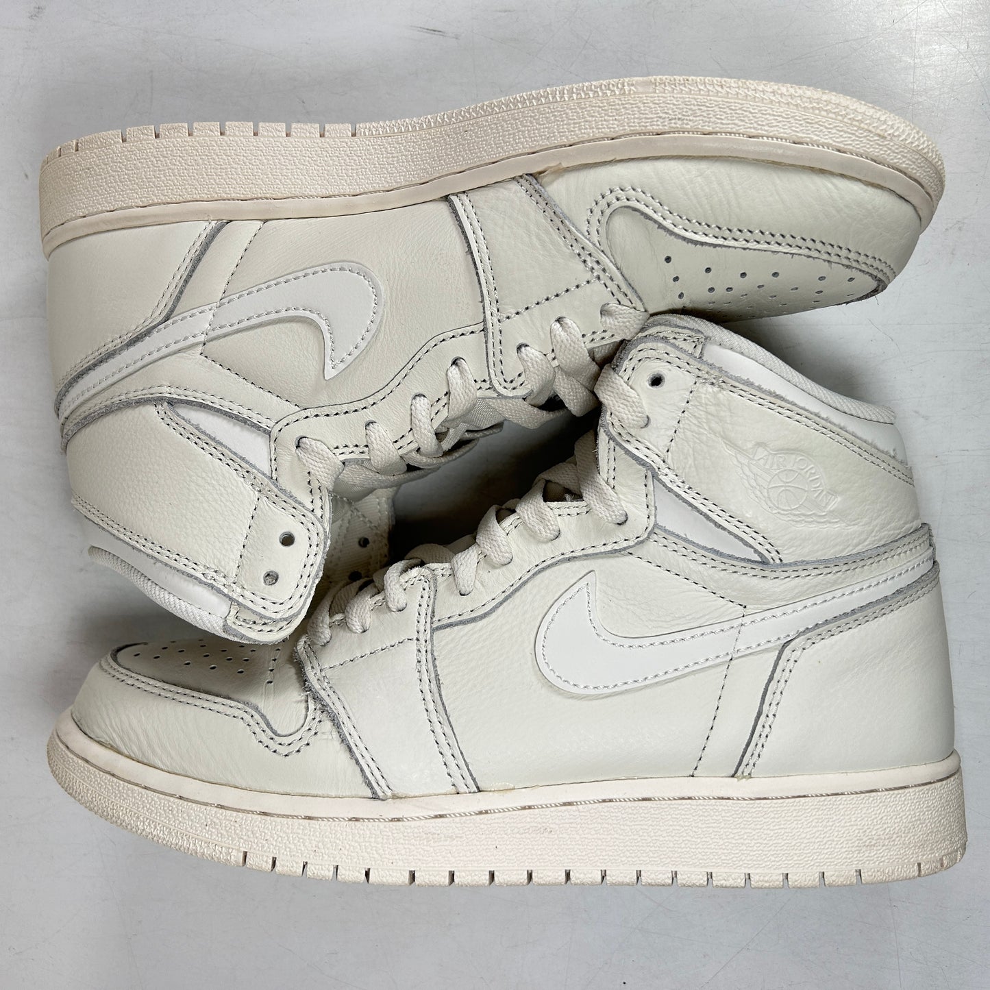 575441 114 Jordan 1 Retro High OG Sail (GS) [USED] - 7 Y (Used)