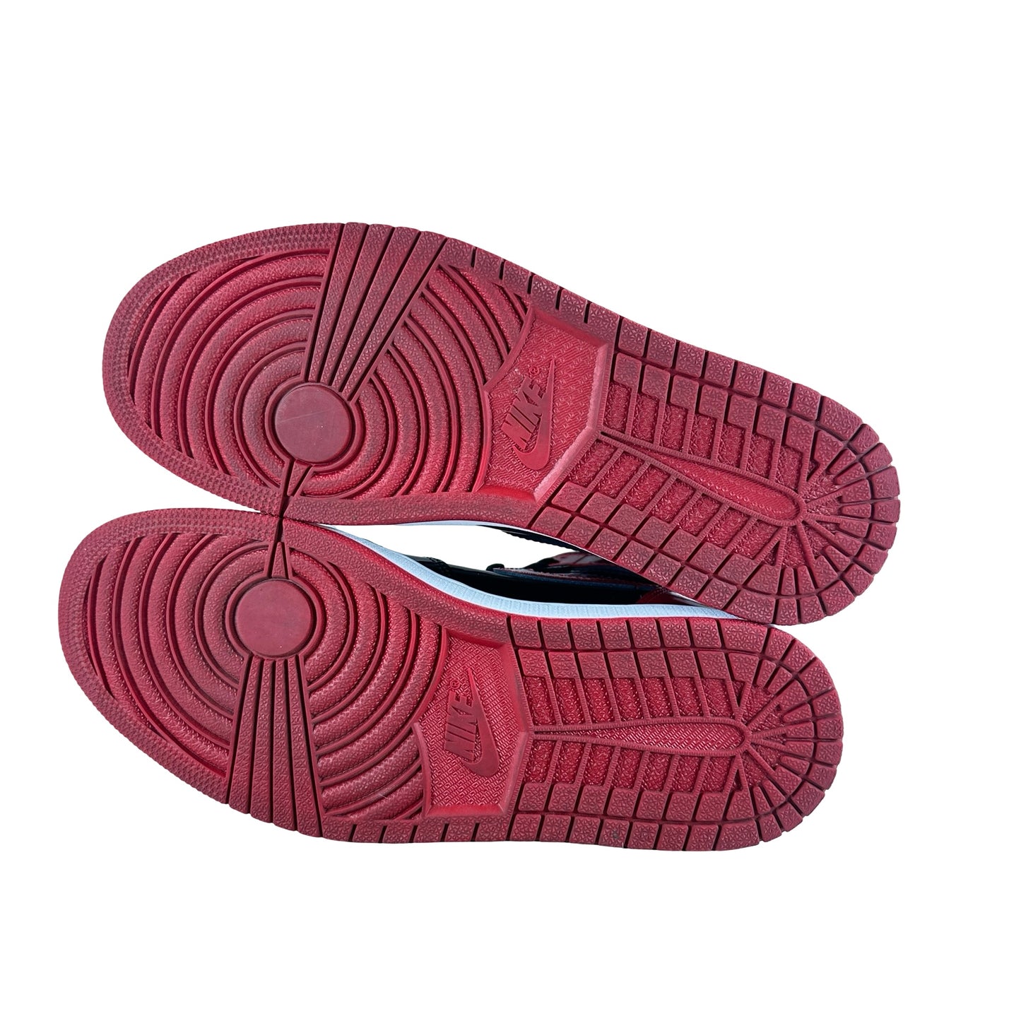 555088 063 Jordan 1 Retro High OG Patent Bred [USED] - 9 M (Used10)