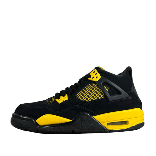 408452 017 Jordan 4 Retro Thunder (2023) (GS) - 7 Y (Used7)