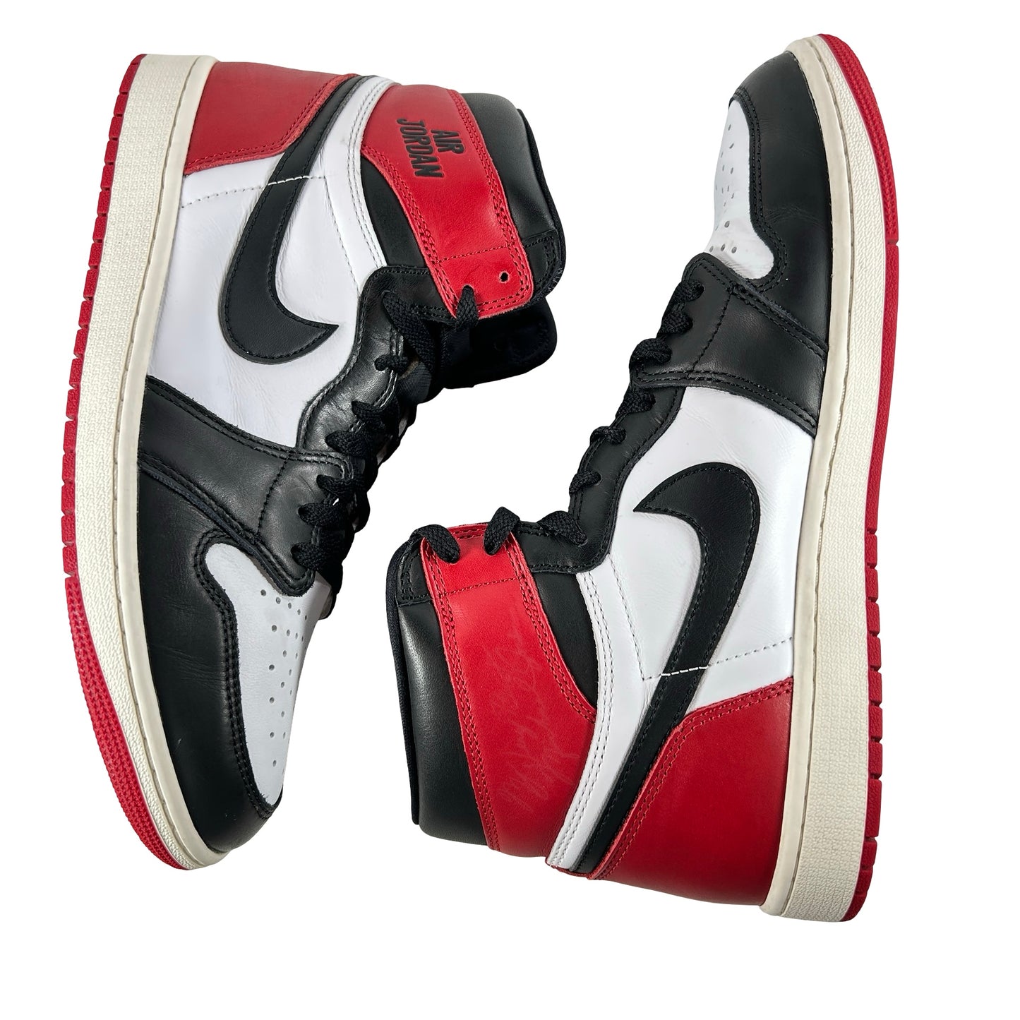 DZ5485 106 Jordan 1 Retro High OG Black Toe Reimagined [USED] - 11 M (Used3) (No Box3) (Copy)