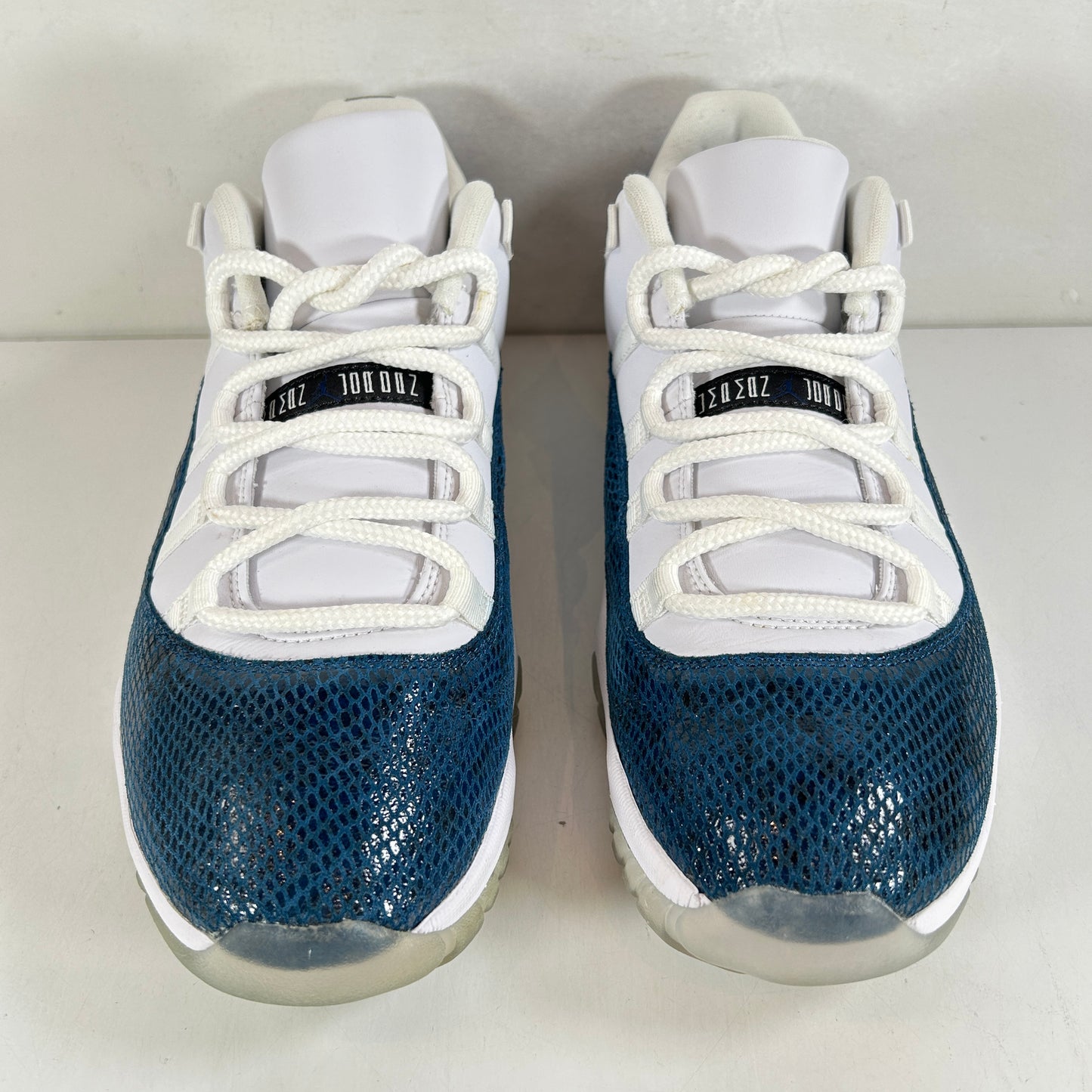 CD6846 102 Jordan 11 Retro Low Snake Navy (2019) [USED] - 10.5 M (VNDS) (Replace Box)