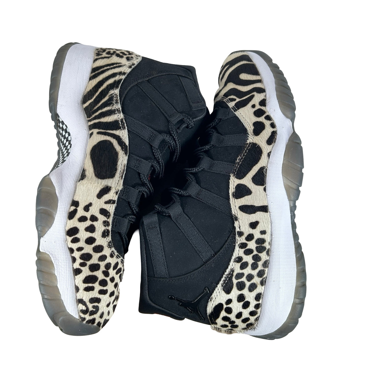 AR0715 010 Jordan 11 Retro Animal Instinct (W) [USED] - 11 W (Used)
