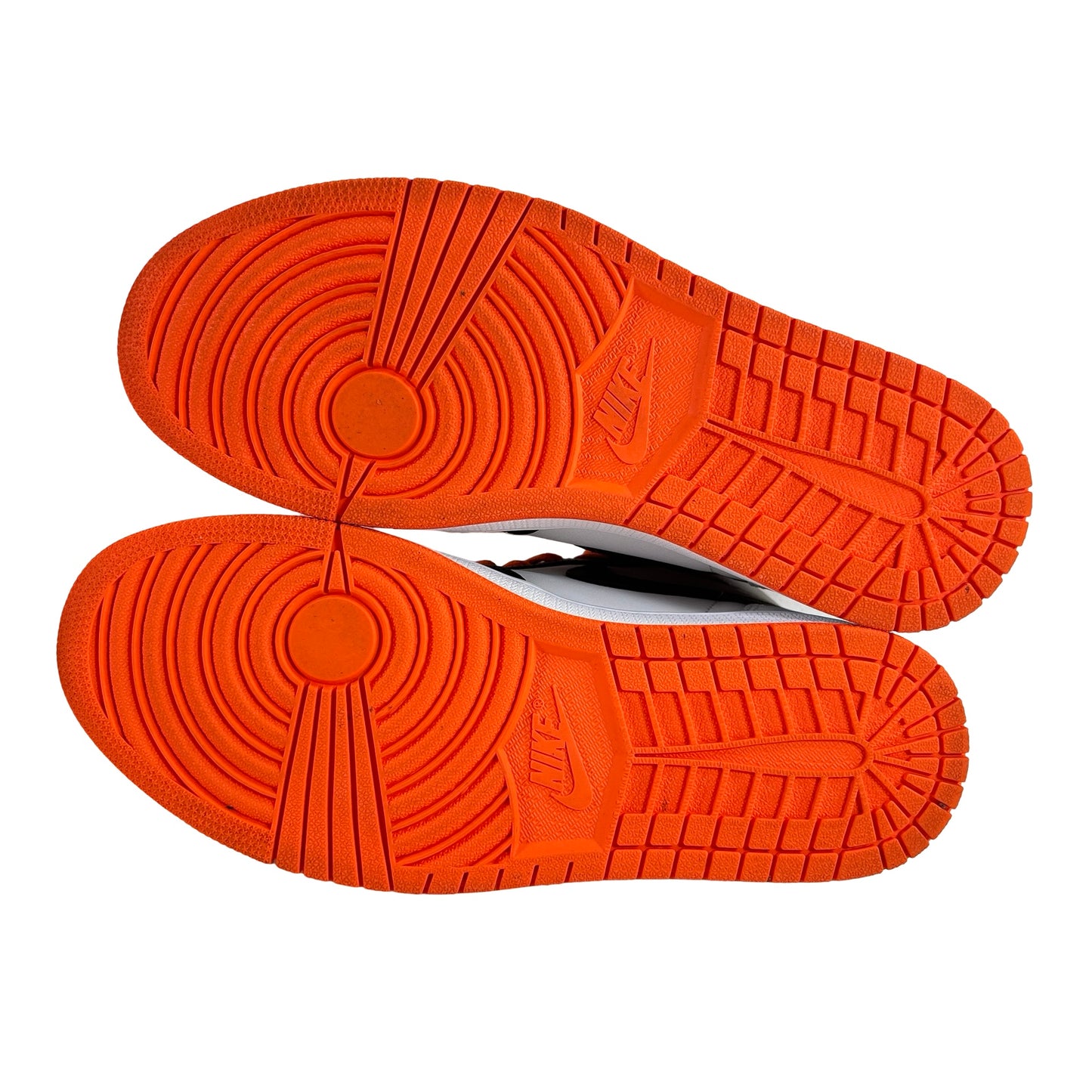 555088 180 Jordan 1 Retro High Electro Orange [USED] - 9 M (Used)