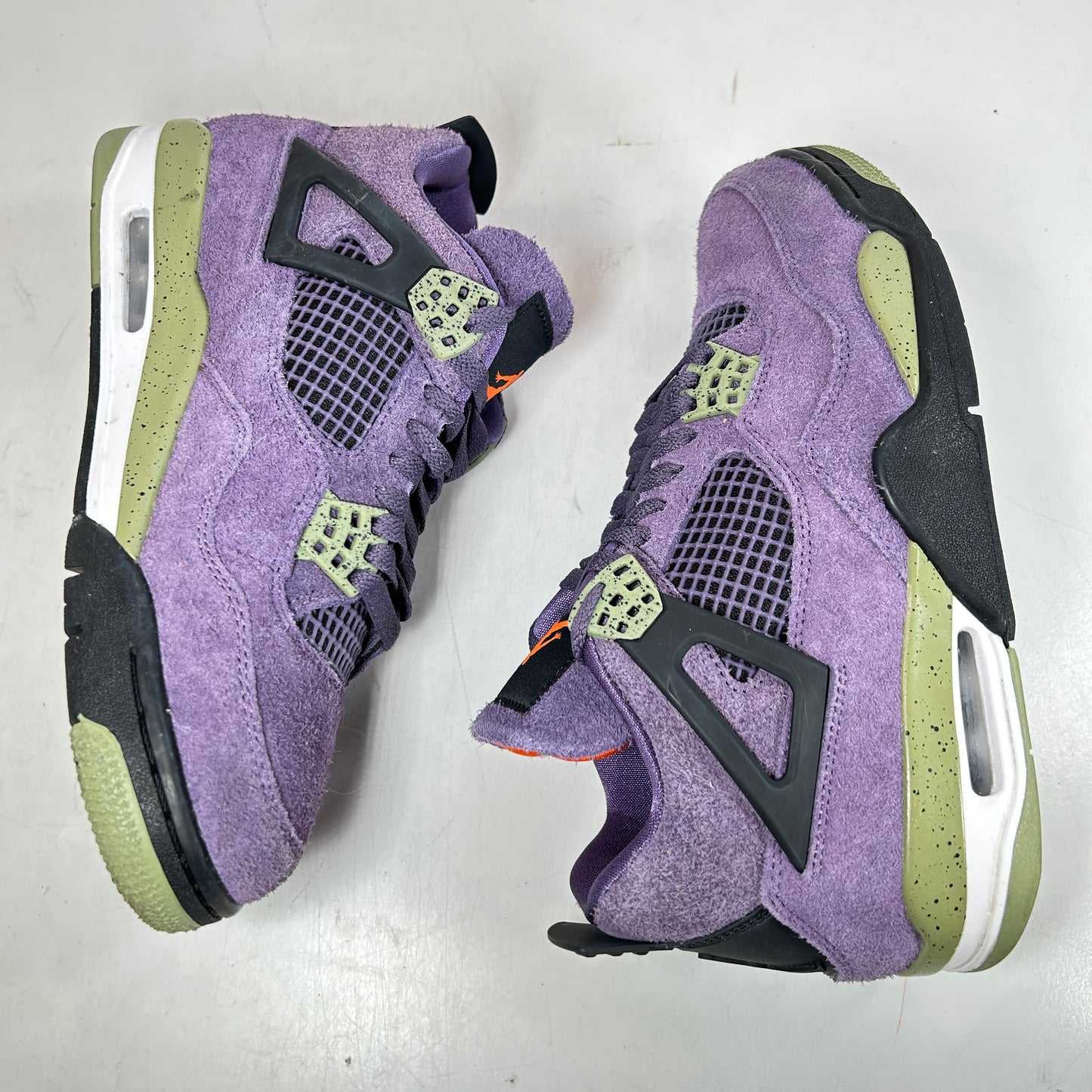 AQ9129 500 Jordan 4 Retro Canyon Purple [USED] - 9.5 W (Used) (No Box)