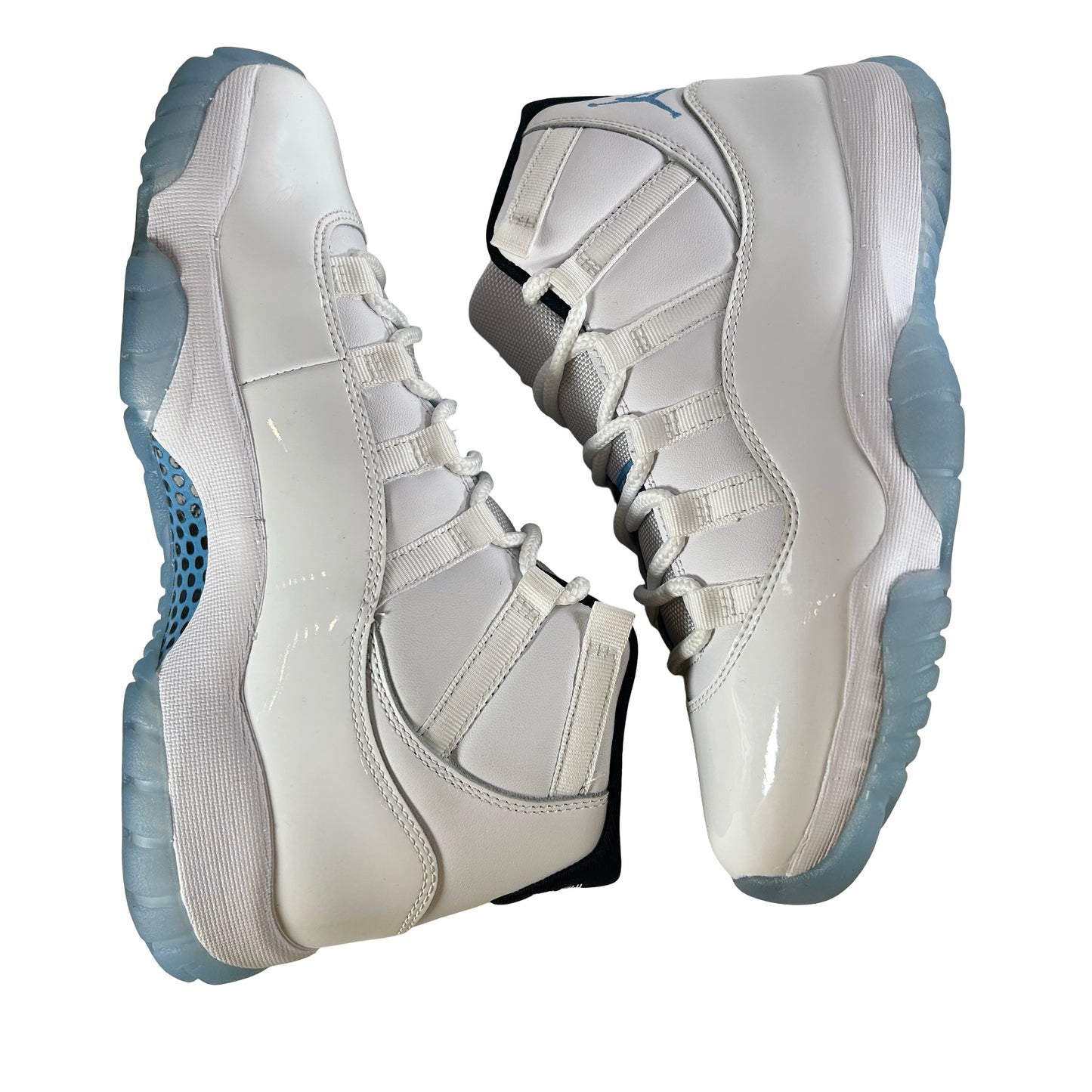 CT8012 104 Jordan 11 Retro Legend Blue (2024) [USED] - 8 M (Used)