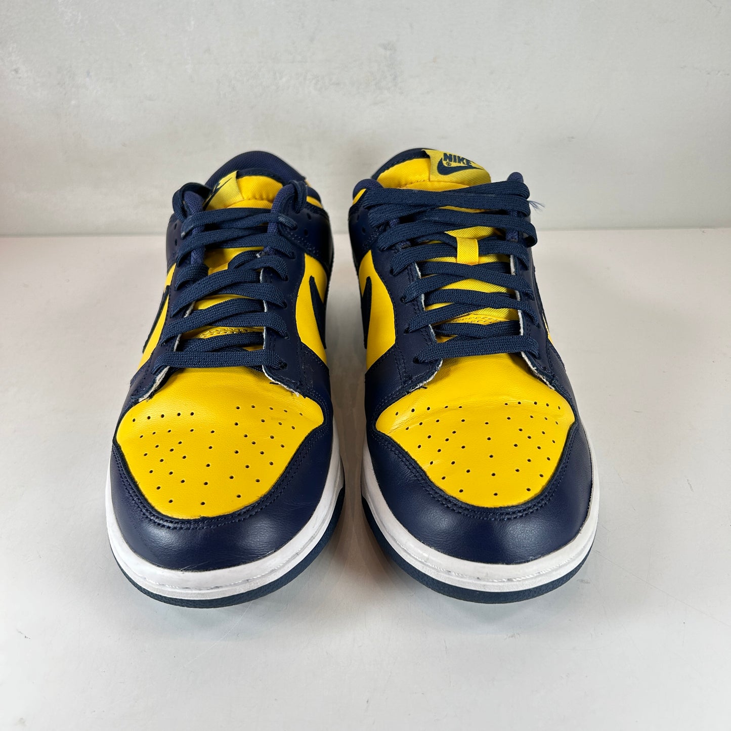 DD1391 700 Nike Dunk Low Michigan [USED] - 9 M (Used)