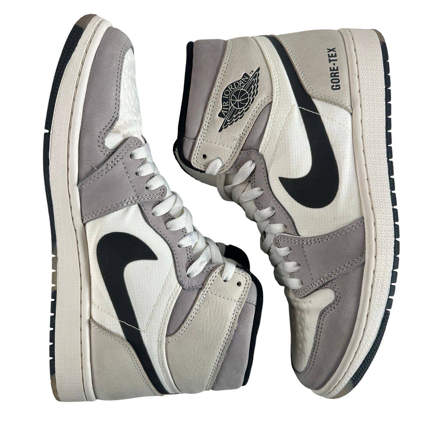 DB2889 100 Jordan 1 Retro High Element Gore-Tex Light Bone [USED] - 9 M (Used)