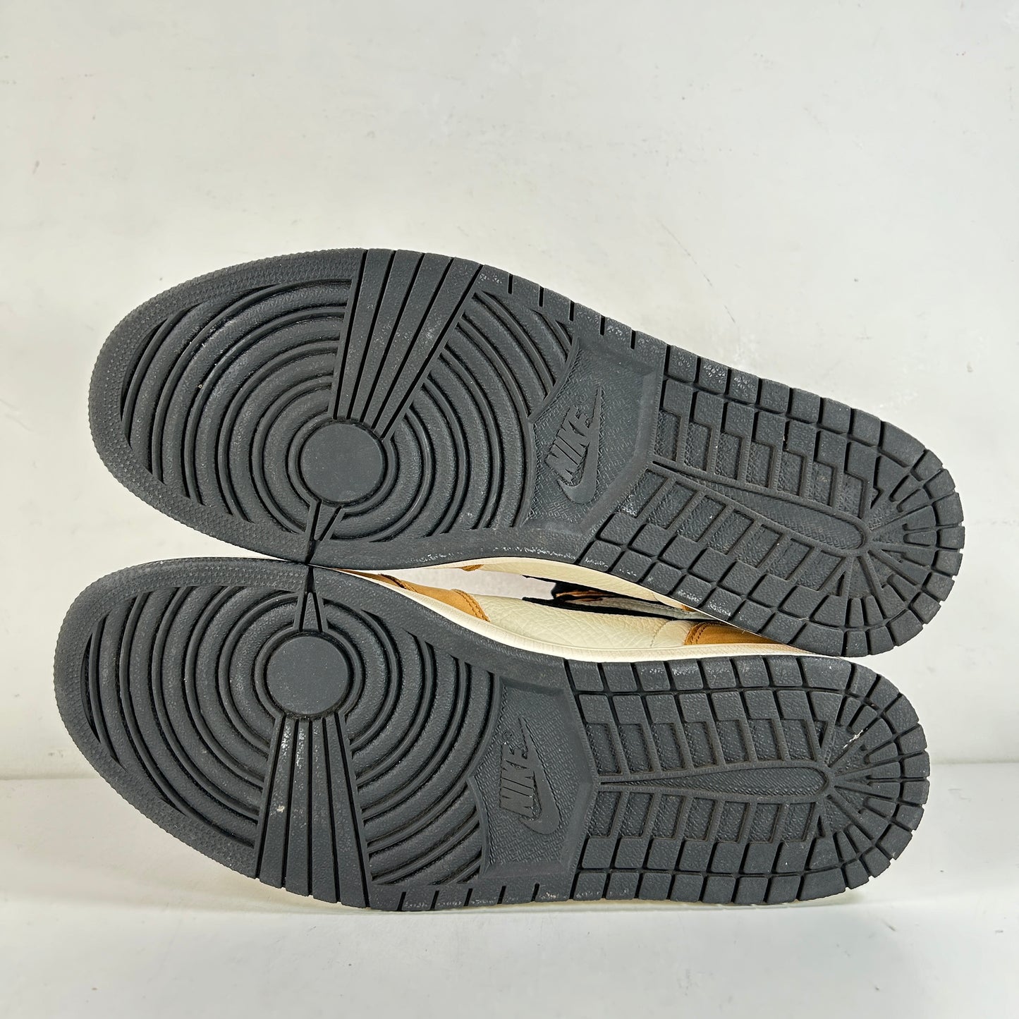 555088 700 Jordan 1 Novato del año
