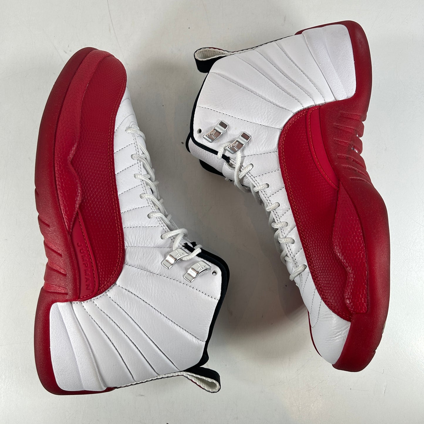 CT8013 116 Jordan 12 Retro Cherry (2023) [USED] - 9.5 M (Used6)