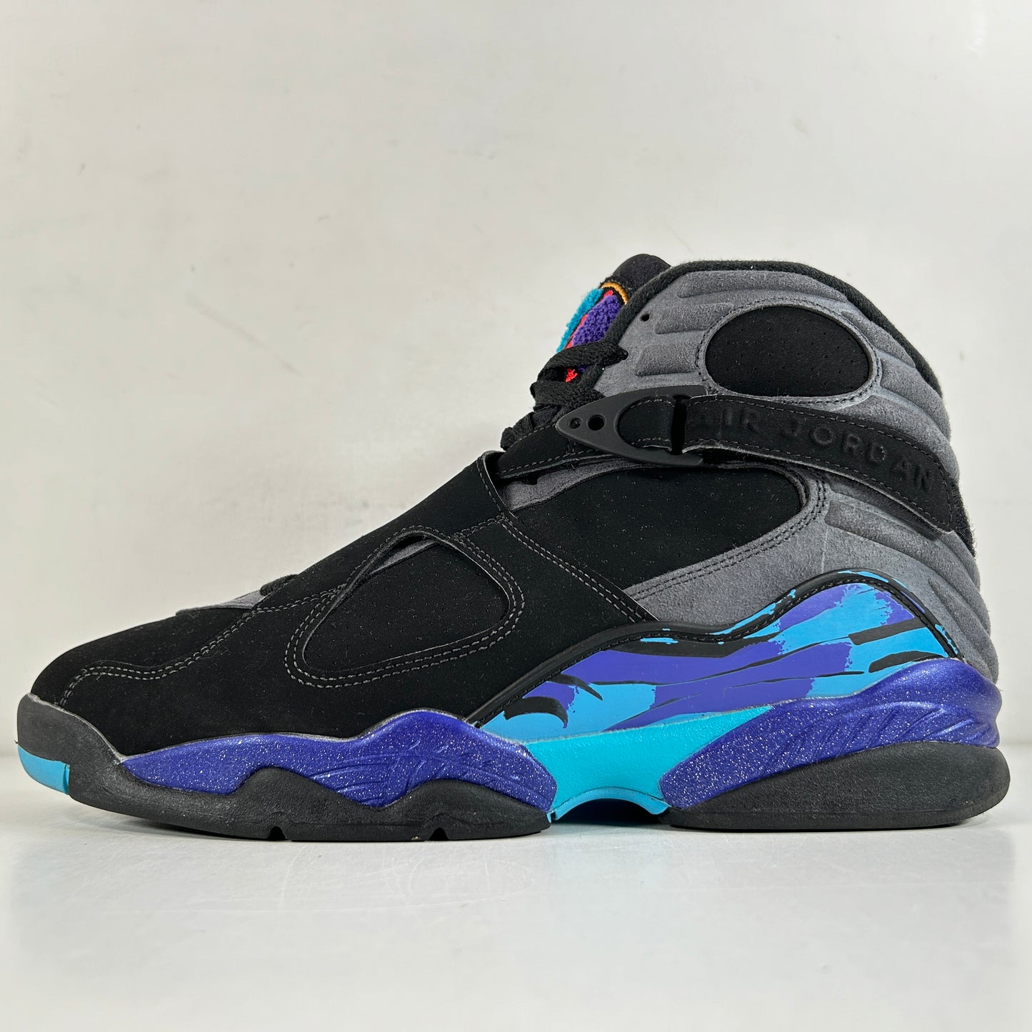 305381 025 Jordan 8 Retro Aqua (2015) [USED] - 10.5 M (Used)