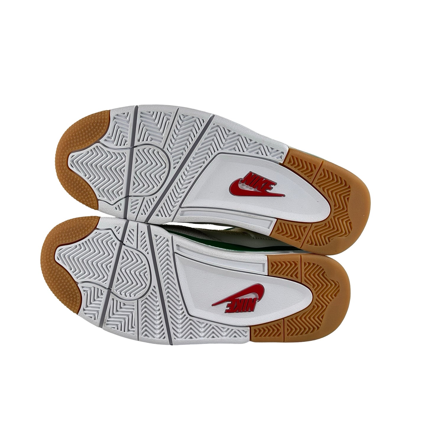 DR5415 103 Jordan 4 Retro SB Pino Verde