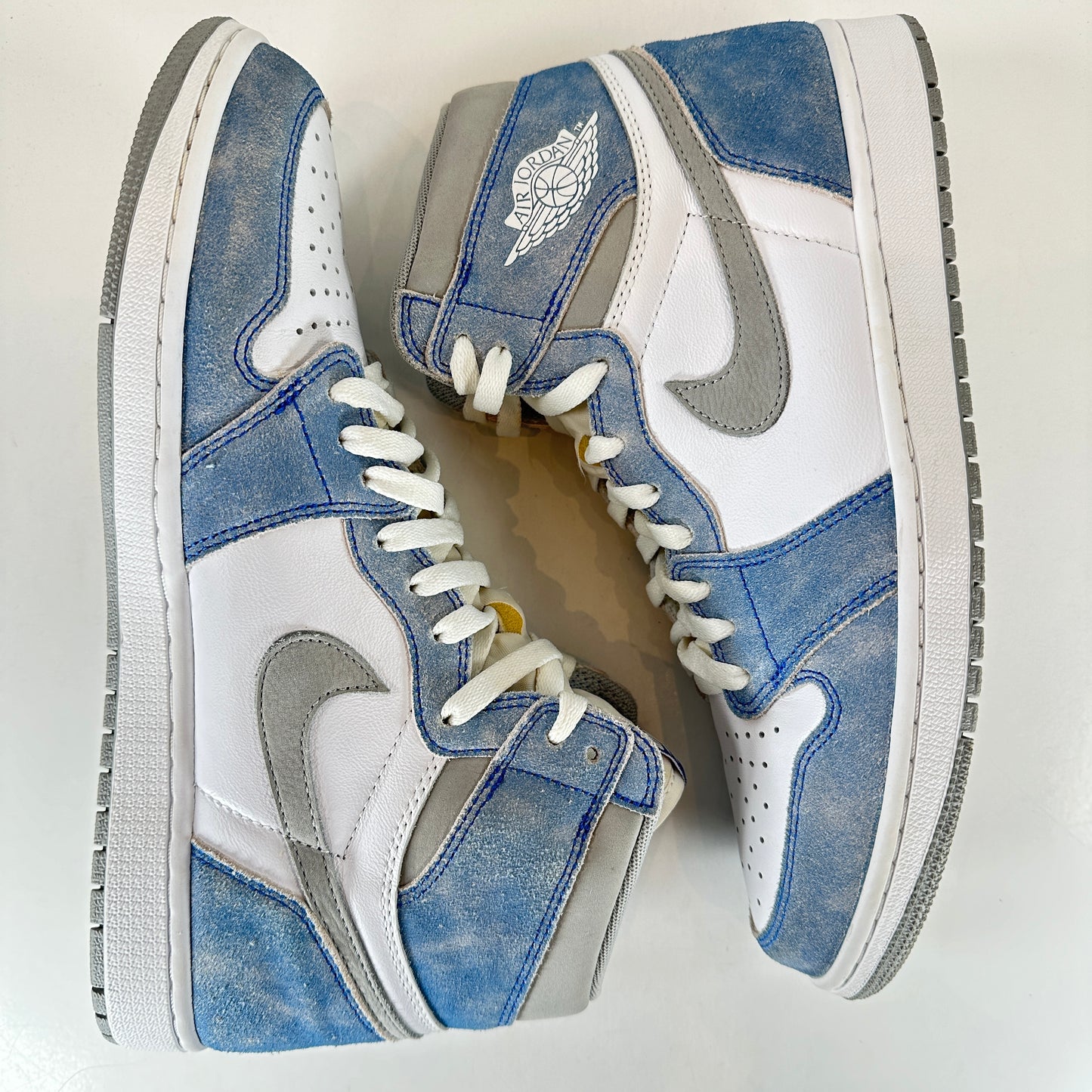 555088 402 Jordan 1 Hyper Royal [USED] - 11 M (Used) (Replace Box)