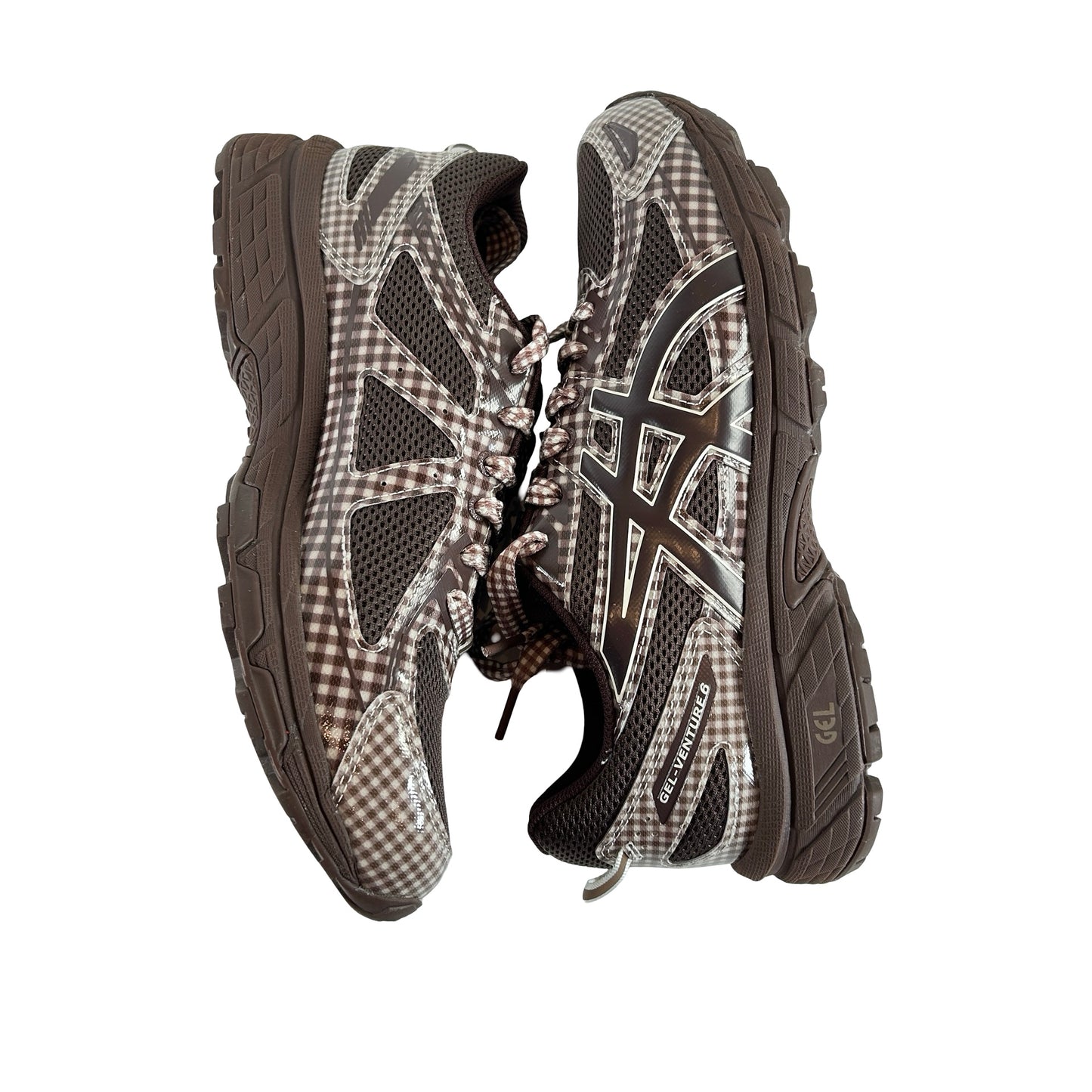 1203A712 200 SICS Gel-Venture 6 Story mfg. Reddish Brown Gingham [USED] - 9.5 M (Used)