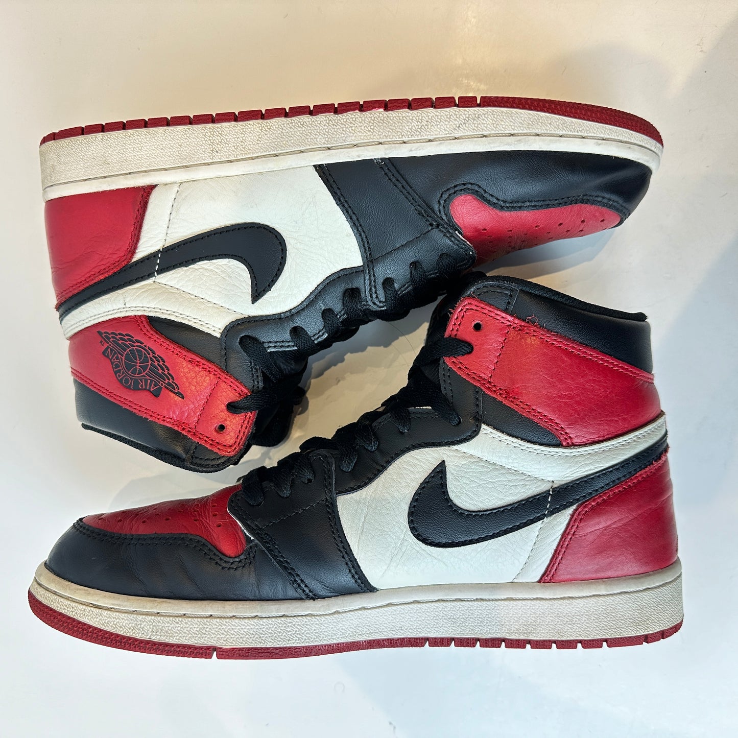 555088 610 Jordan 1 Bred Toe [USED] - 9.5 M (Used) (No Box)