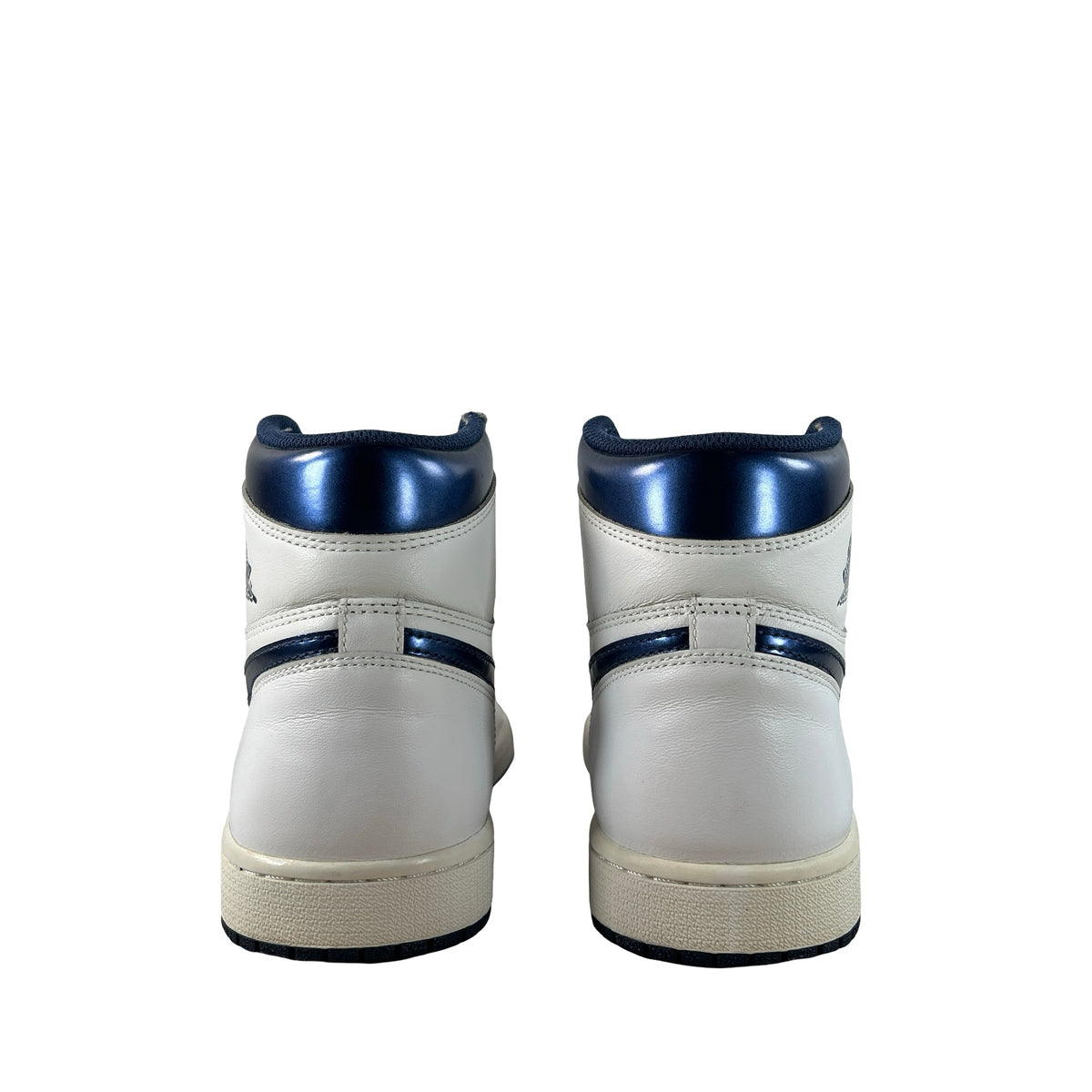 555088 106 Air Jordan 1 Retro High OG Metallic Navy 2016 [USED] - 8 M (Used)