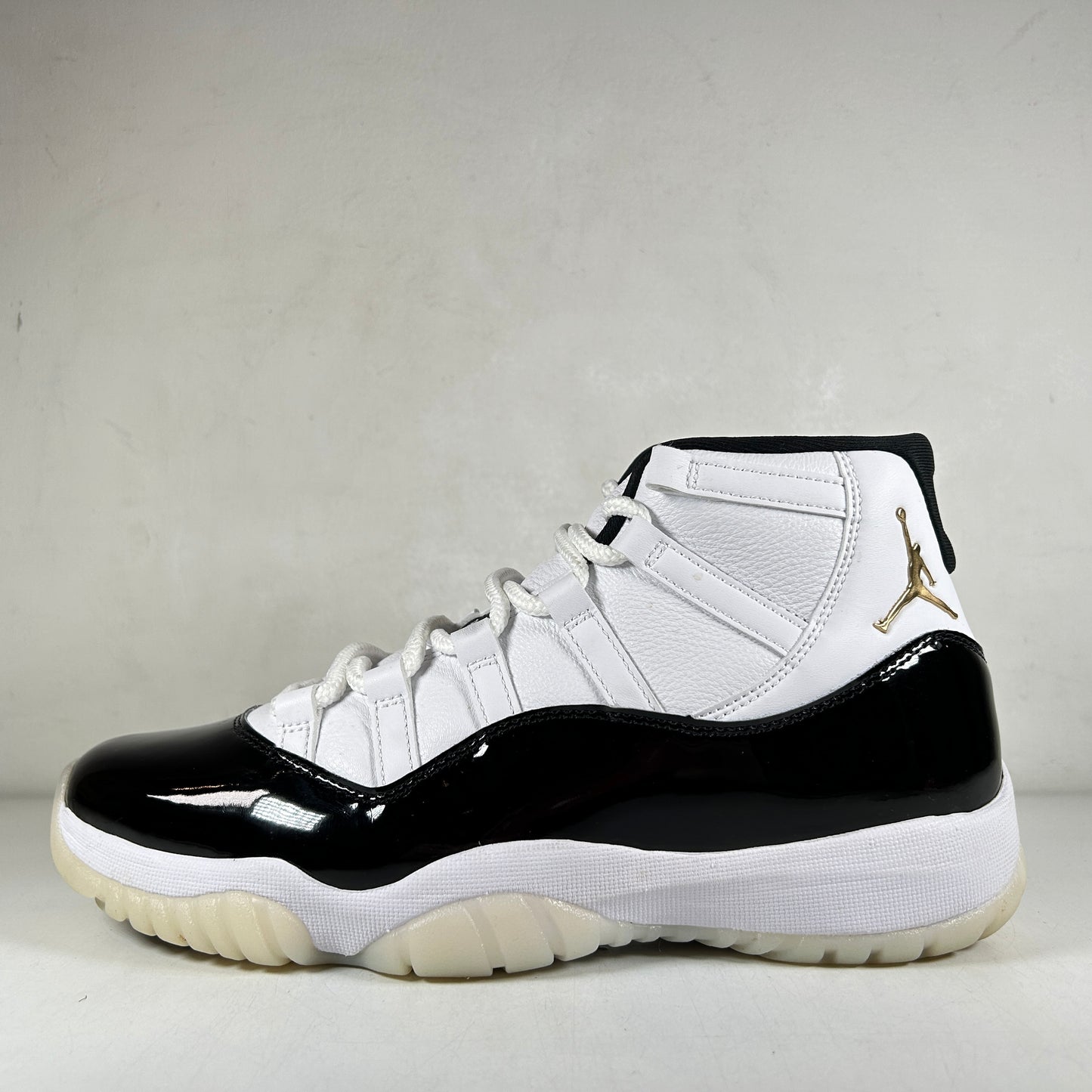 CT8012 170 Jordan 11 Retro DMP Defining Moments (2023) [USED] - 9.5 M (Used5)