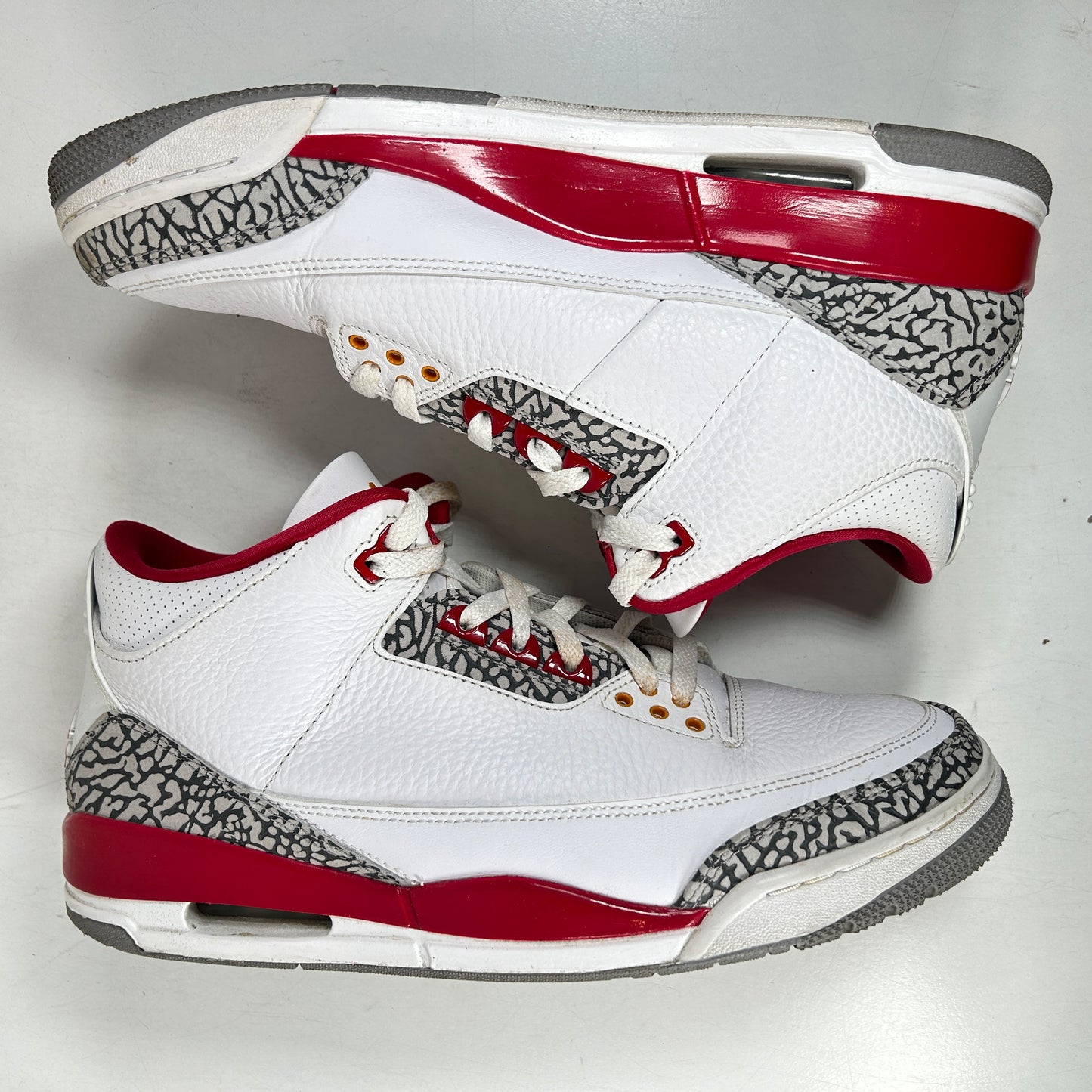 CT8532 126 Jordan 3 Retro Cardenal Rojo