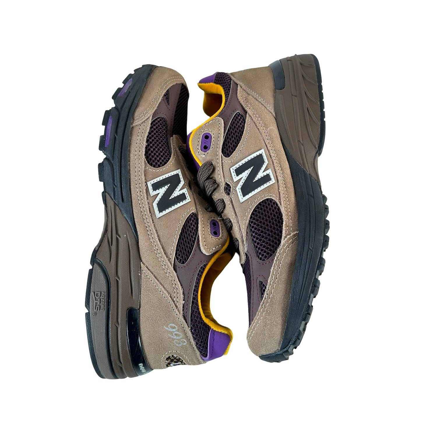 U993MU New Balance 993 MiUSA Mushroom Midnight Violet [USED] - 7.5 M (Used)