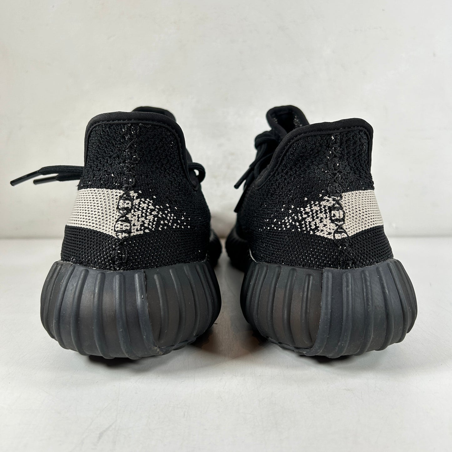 BY1604 adidas Yeezy Boost 350 V2 Core Black White [USED] - 11 M (Used2)