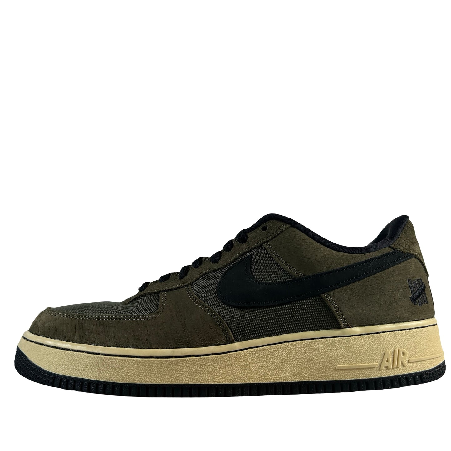 DH3064 300 Nike Air Force 1 Low SP Undefeated [USED] - 12.5 M (Used)