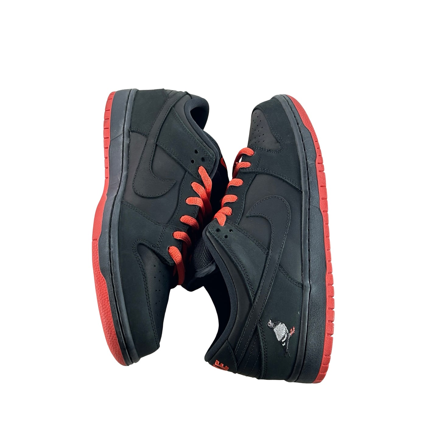 883232 008 Nike SB Dunk Low Black Pigeon [USED] - 10 M (Used)