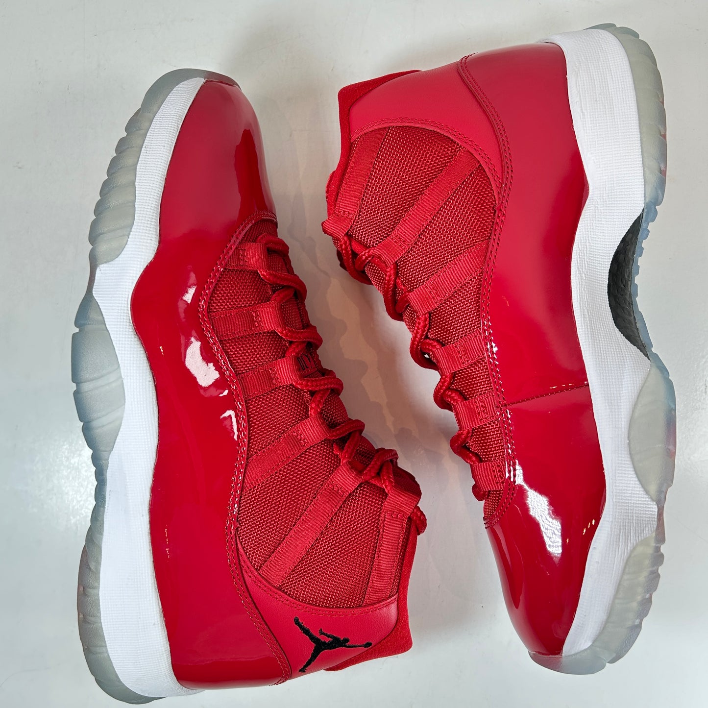 378037 623 Jordan 11 Retro Win Like 96 [USED] - 9.5 M (VNDS)