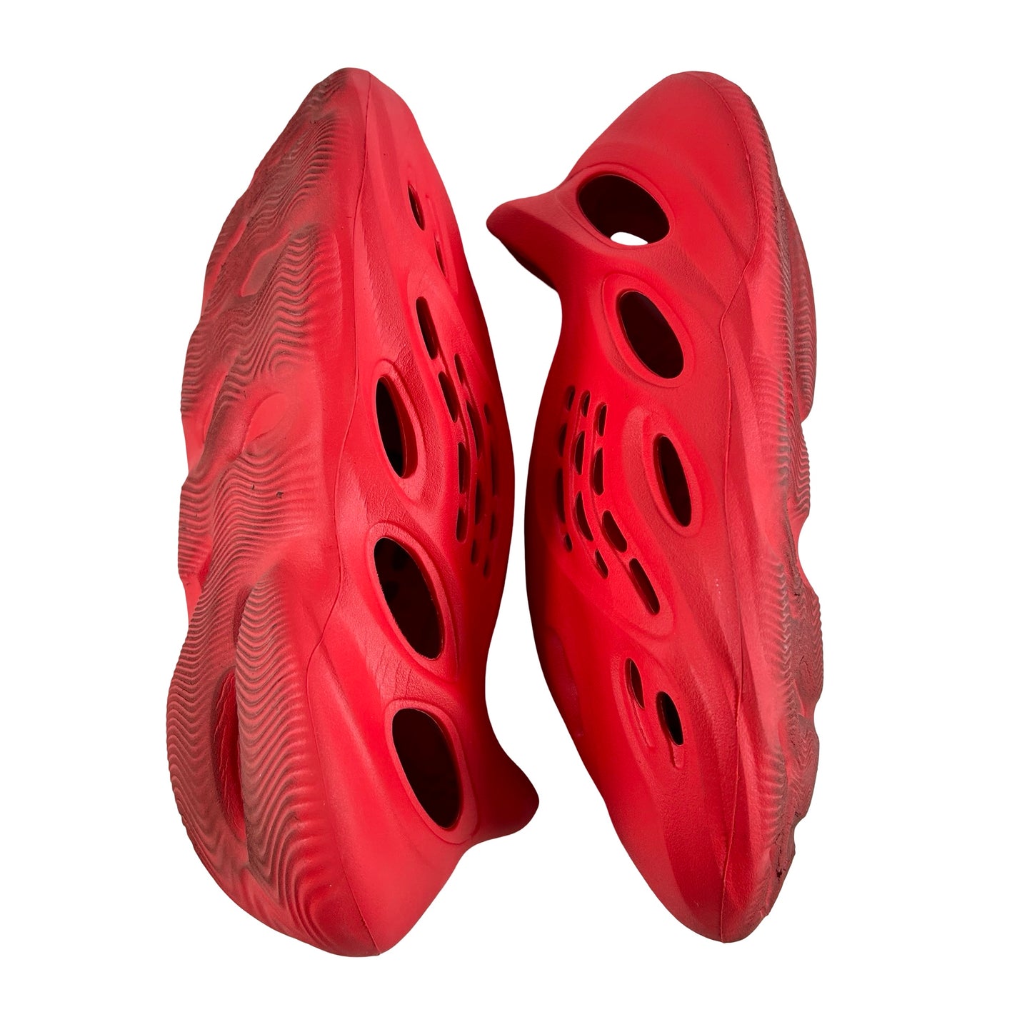 GW3355 Yeezy Espuma RNNR Bermellón