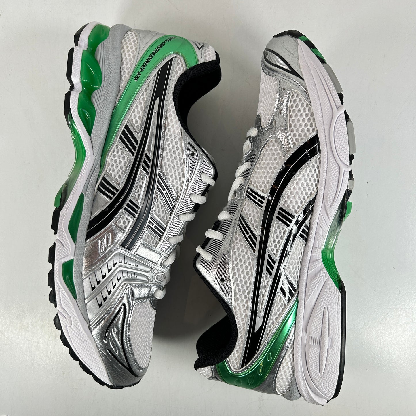1201A019 110 ASICS Gel-Kayano 14 White Malachite Green [USED] - 10 M (Used)