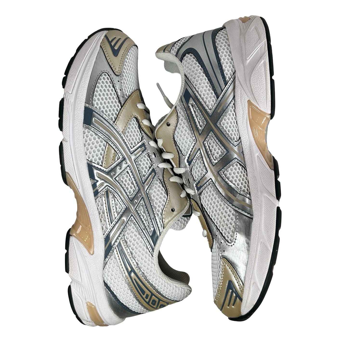 1201A256 117 ASICS Gel-1130 White Wood Crepe [USED] - 11 M (Used)
