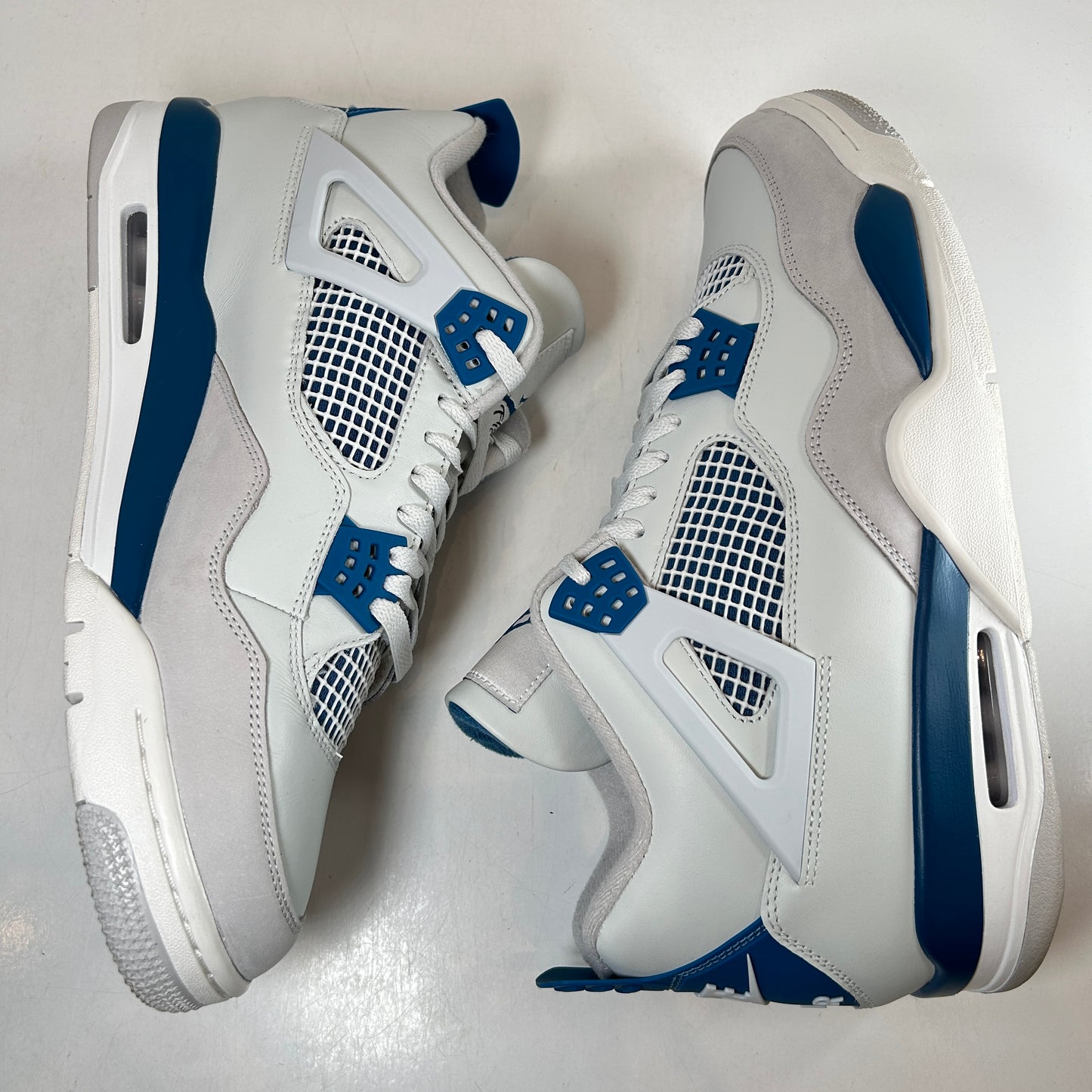 FV5029 141 Jordan 4 Retro Military Blue (2024) [USED] - 13 M (Used2)