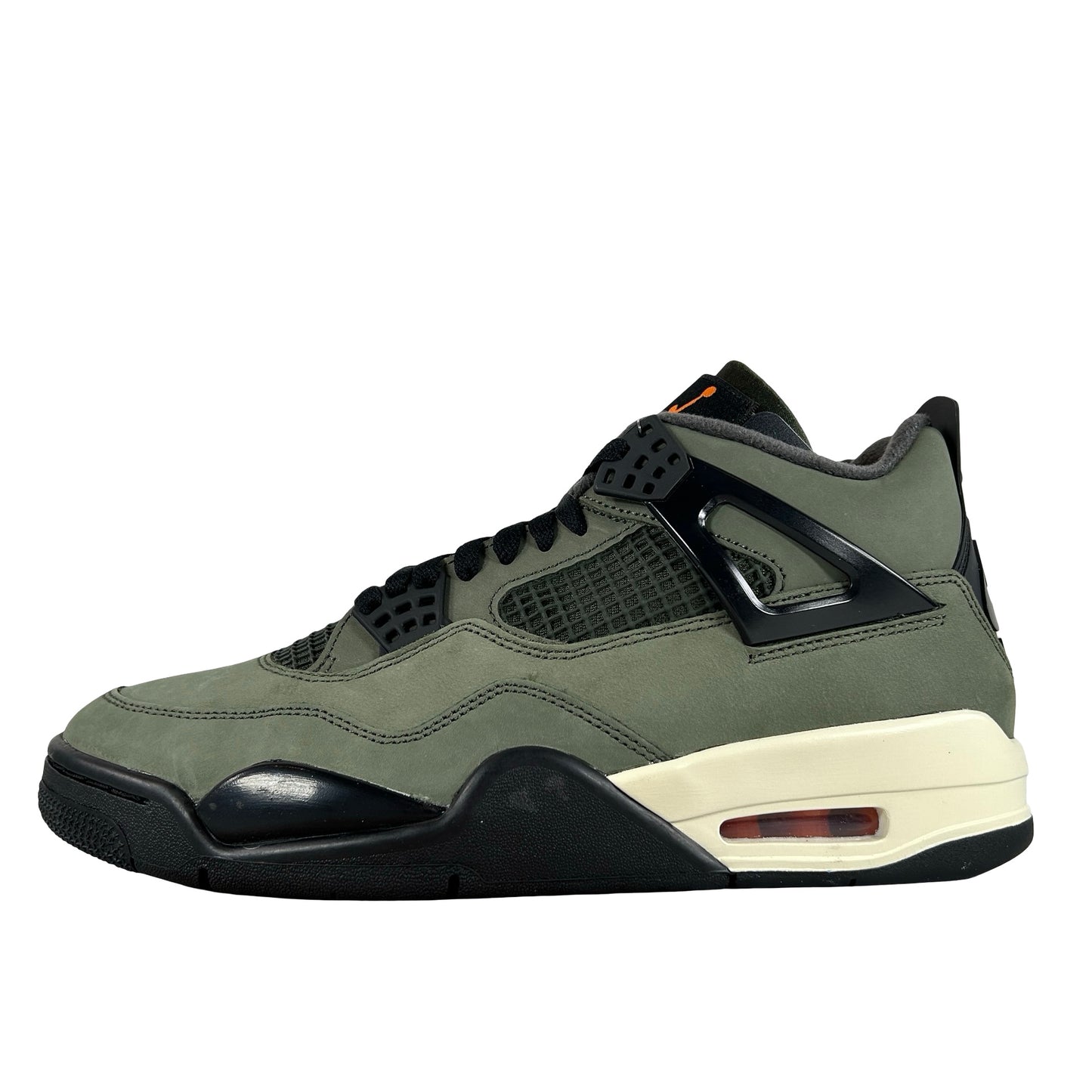 IB1519 200 Jordan 4 Retro OG SP Undefeated (2025) [CONDITIONAL] - 9.5 M (Small Stain Right Midsole)