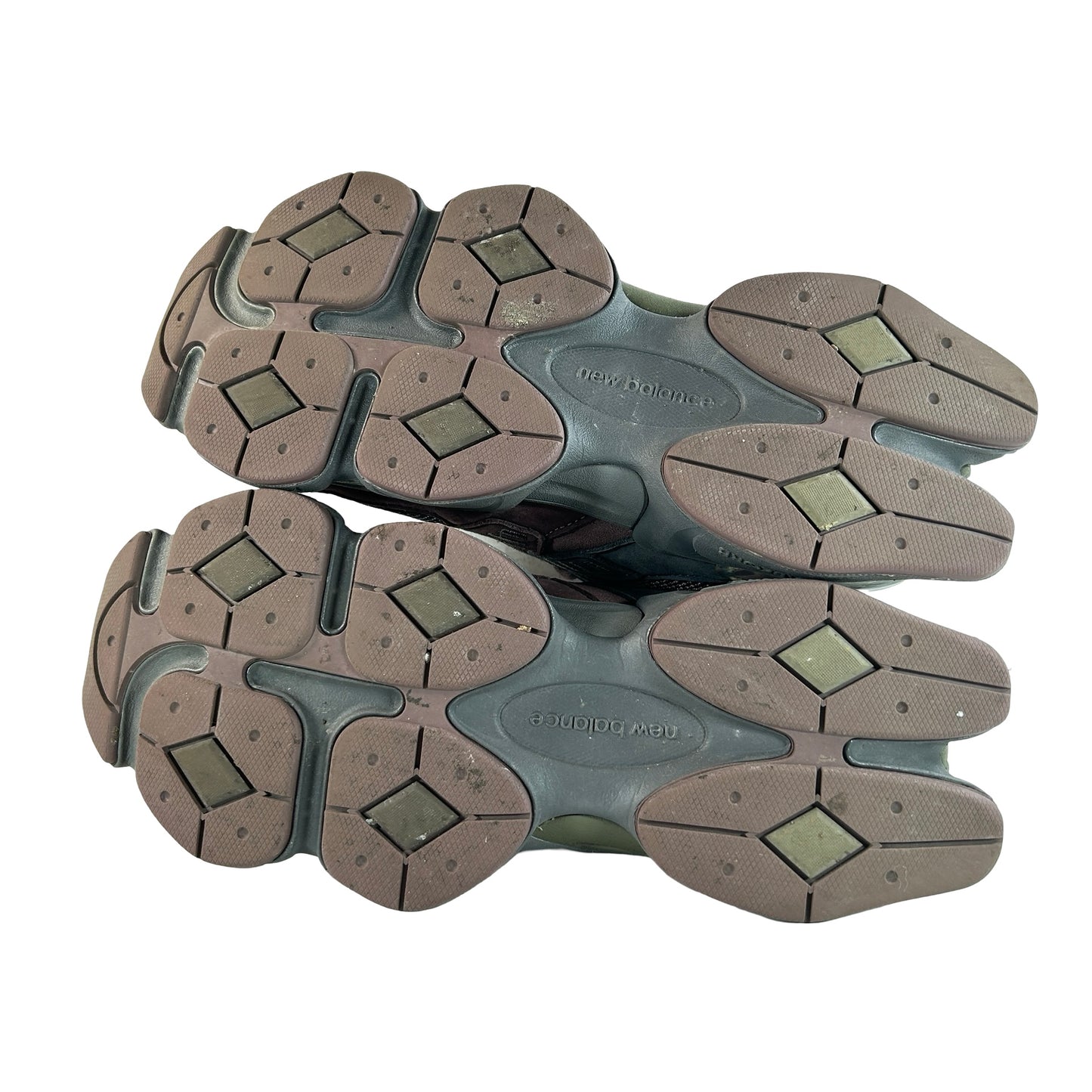 U9060BCG New Balance 9060 Truffle Rich Earth Magnet [USED] - 10.5 M (Used)