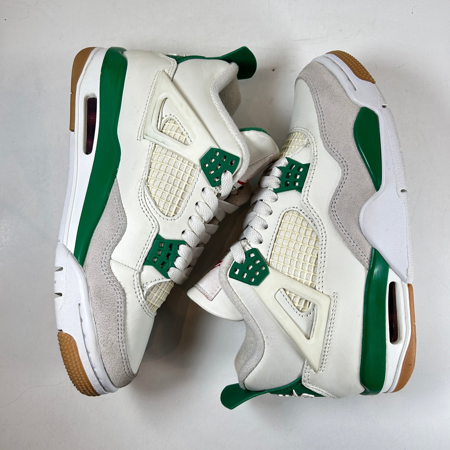 DR5415 103 Jordan 4 Retro SB Pine Green [USED] - 4 M (Used) (No Box)