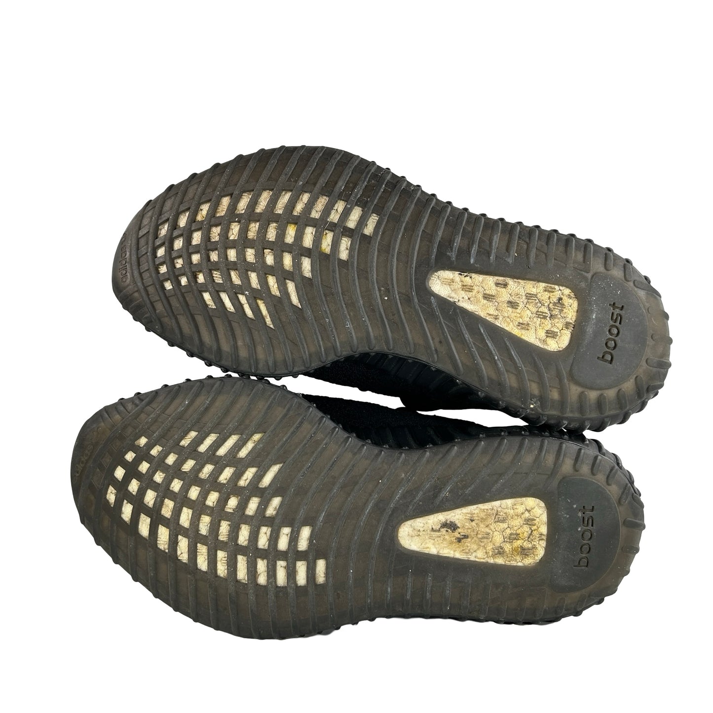 CP9652 Yeezy 350 V2 Criado