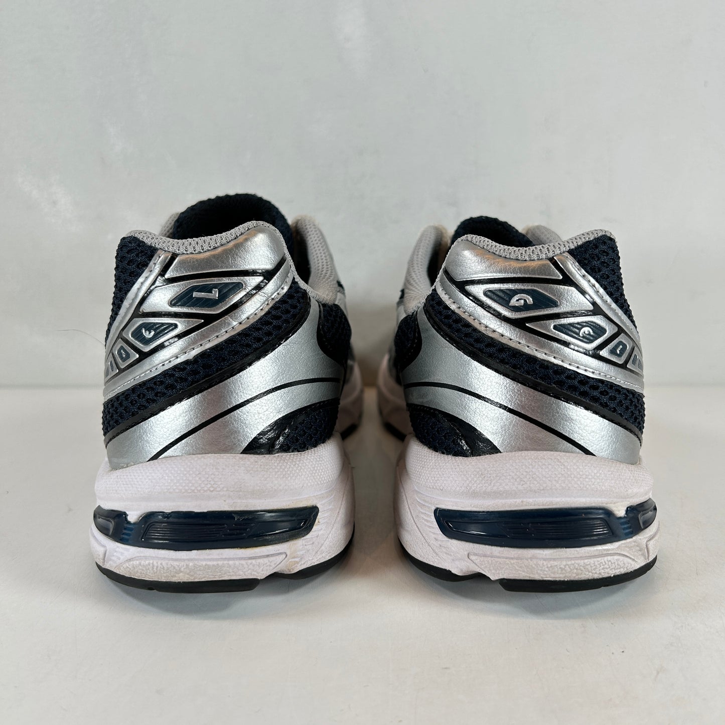 1201A256 400 ASICS Gel-1130 French Blue Pure Silver [USED] - 9.5 M (Used) (No Box)