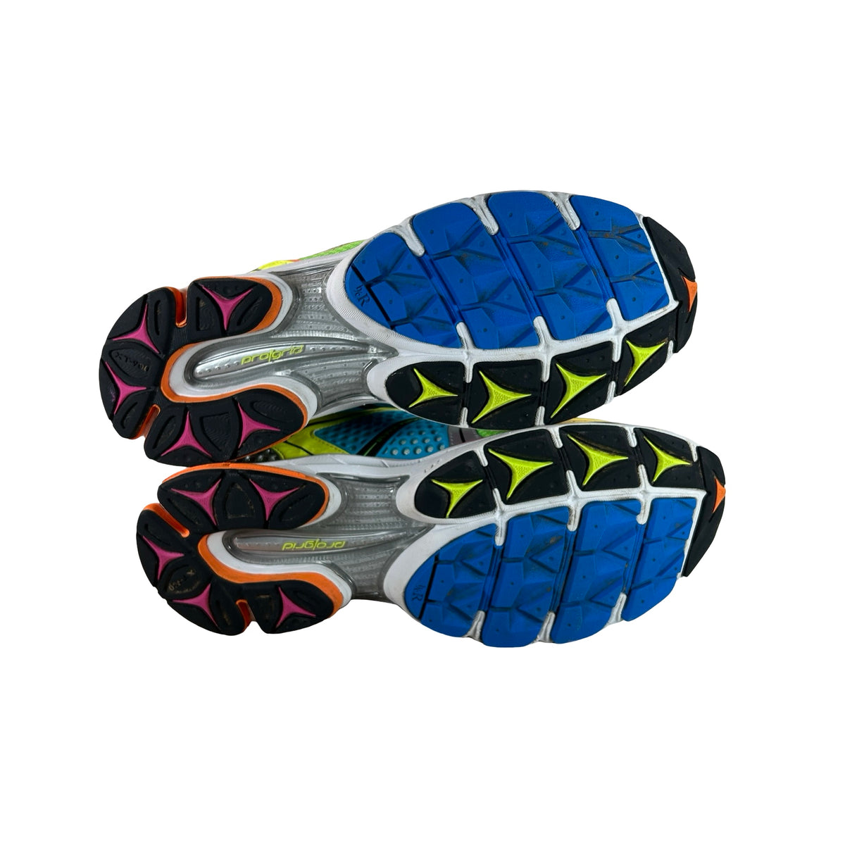 S71048 1 Saucony ProGrid Triumph 4 Westside Gunn Super Flygod [USED] - 10 M (Used2)