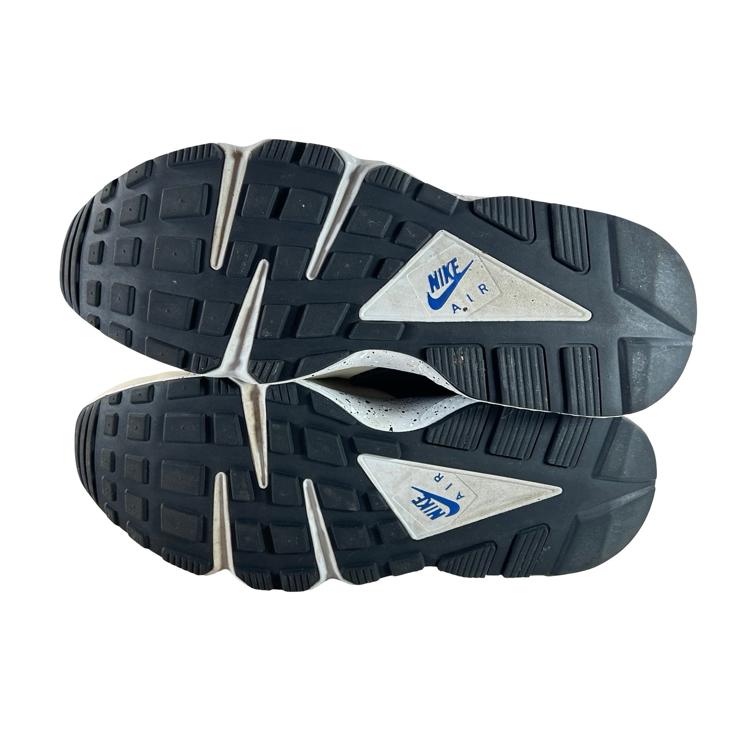 DD1068 200 Nike Air Huarache ACG Mowabb (2022) [USED] - 9 M (Used)
