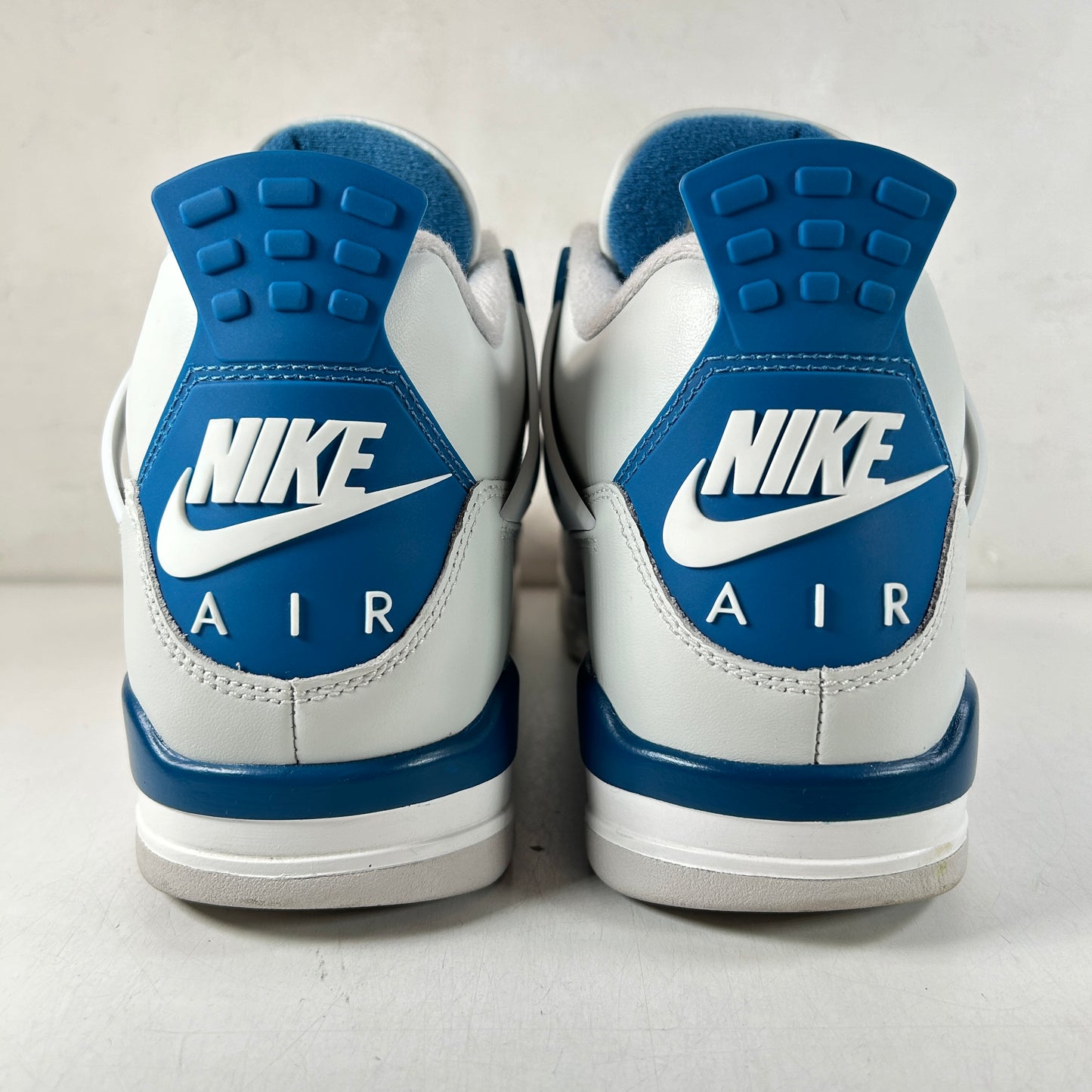 FV5029 141 Jordan 4 Retro Military Blue (2024) [USED] - 9 M (Used7)