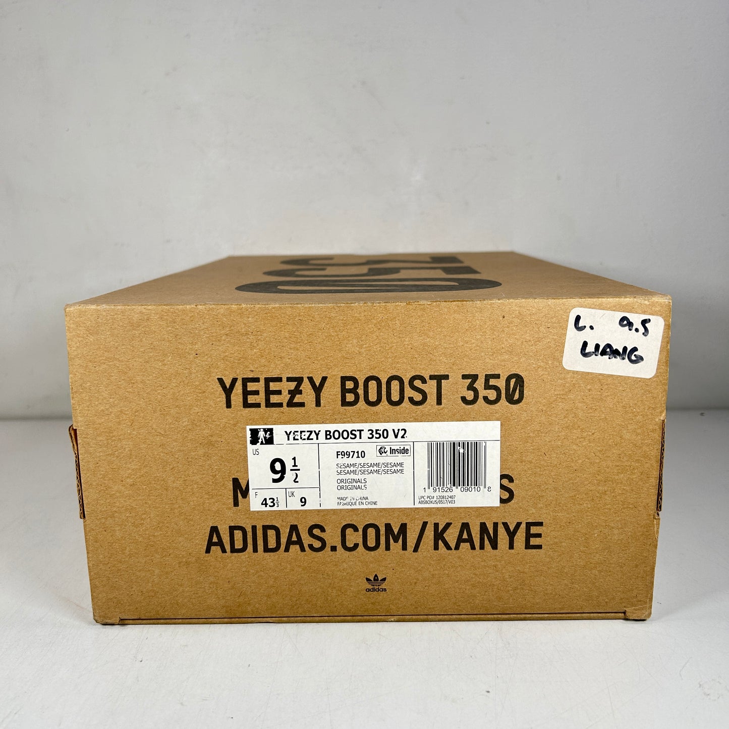 F99710 Yeezy 350 V2 Sésamo