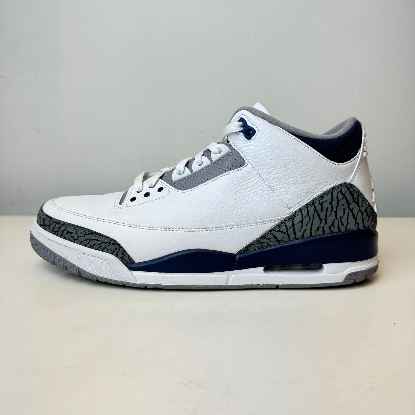 CT8532 140 Jordan 3 Retro Midnight Navy [USED] - 13 M (Used)