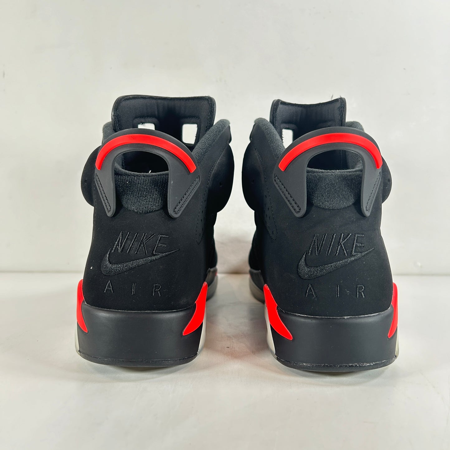 384664 060 Jordan 6 Retro Black Infrared (2019) [USED] - 10.5 M (VNDS)