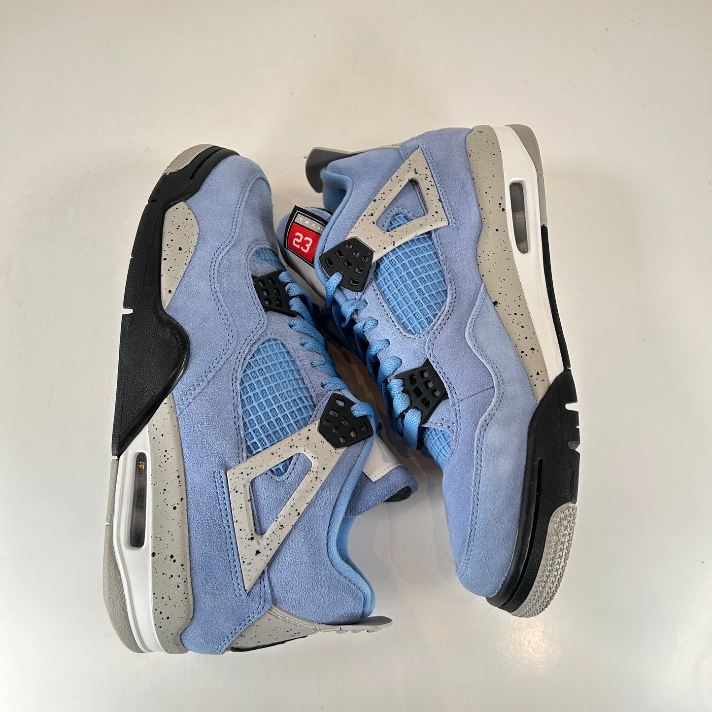 CT8527 400 Jordan 4 University Blue [USED] - 8.5 M (VNDS)