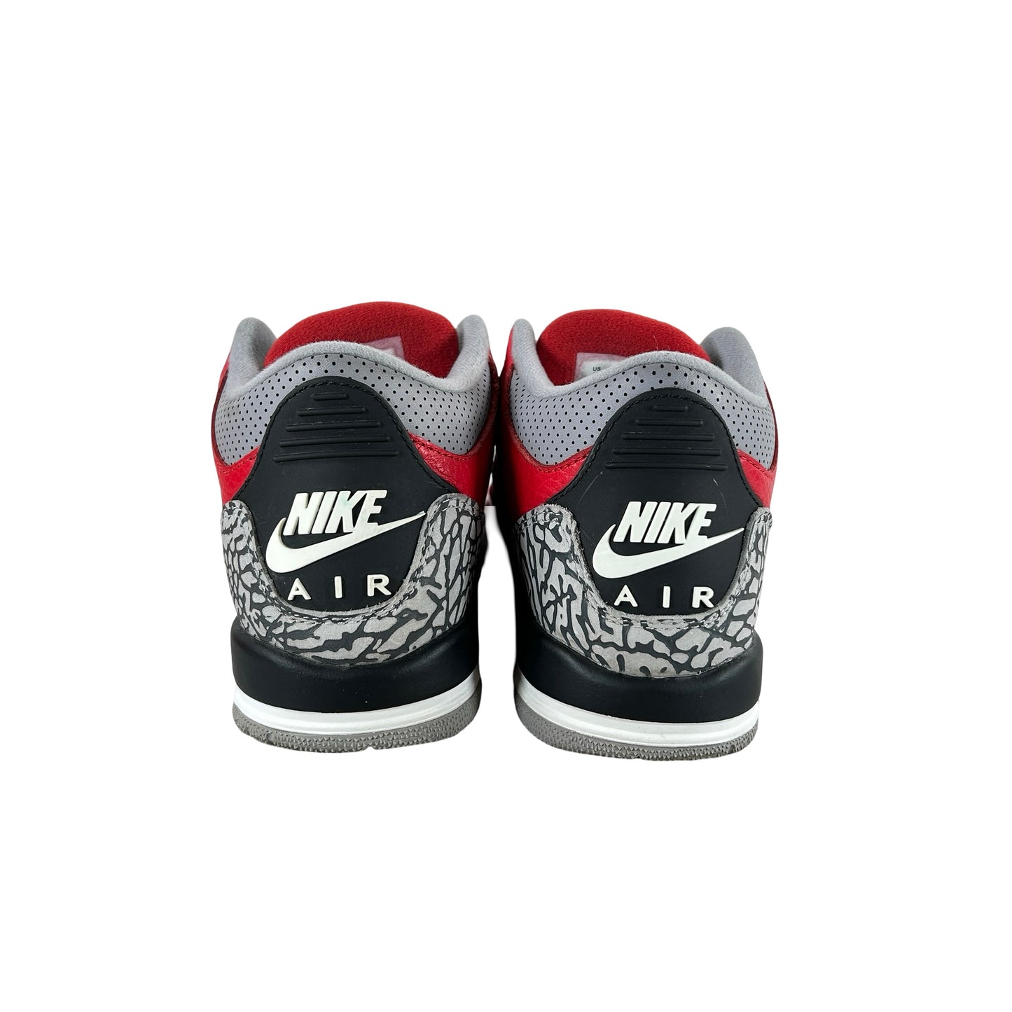 CQ0488 600 Jordan 3 Retro SE Fire Red (GS) - 4 Y (Used)