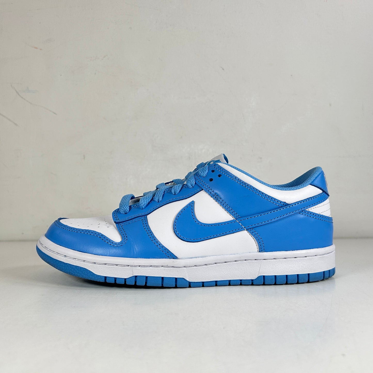 CW1590 103 Nike Dunk Low UNC (2021) (GS) [USED] - 7 Y (Used) (No Box)