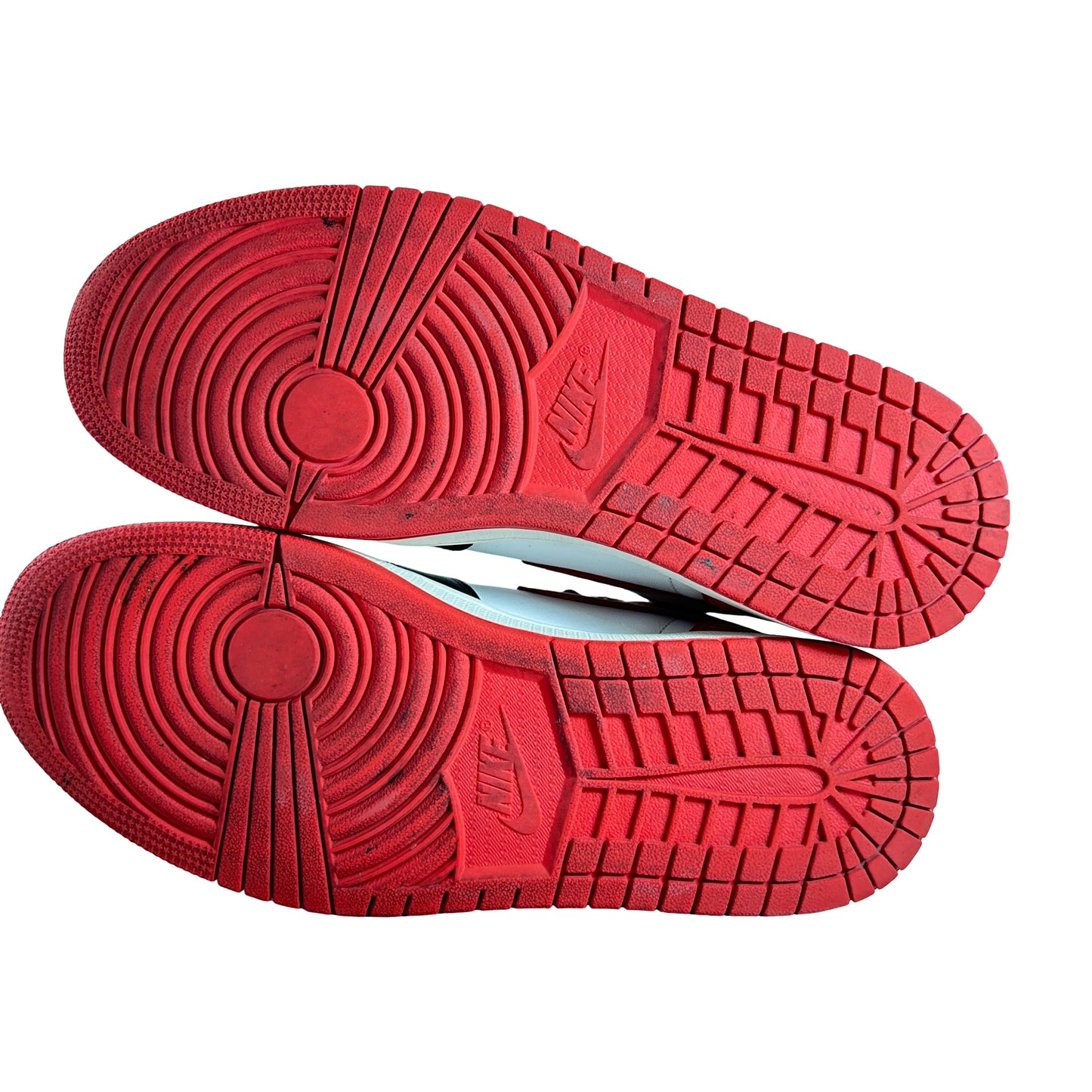 555088 112 Jordan 1 Retro High Track Red [USED] - 9 M (Used)
