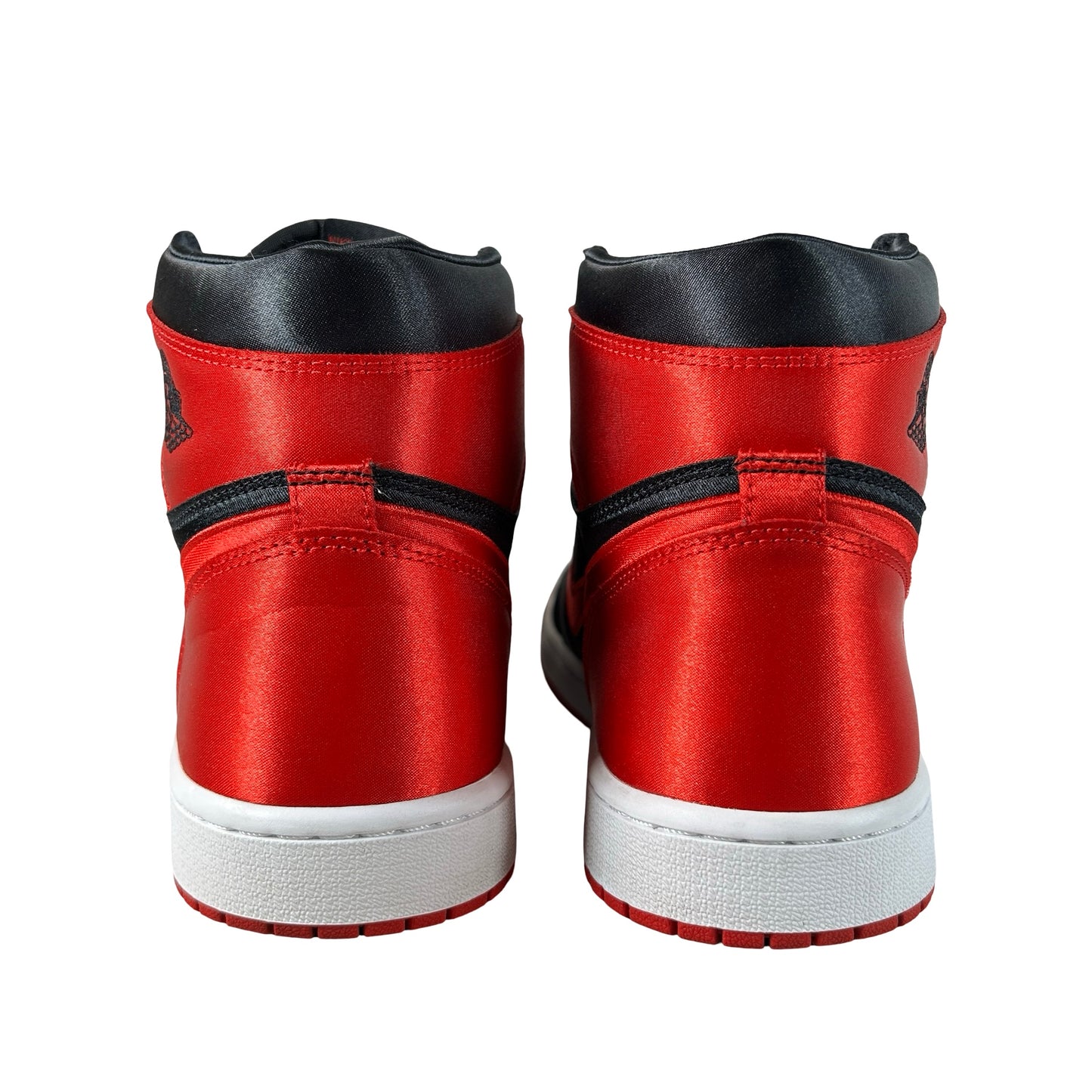 FD4810 061 Jordan 1 Retro High OG Satin Bred [USED] - 11 W (Used5)