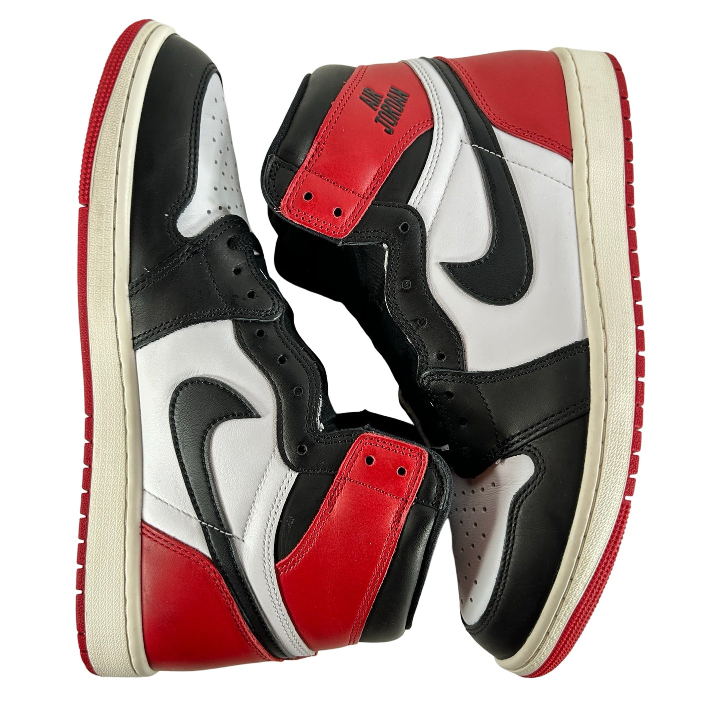DZ5485 106 Air Jordan 1 High OG Black Toe Reimagined [USED] - 11 M (Used3)