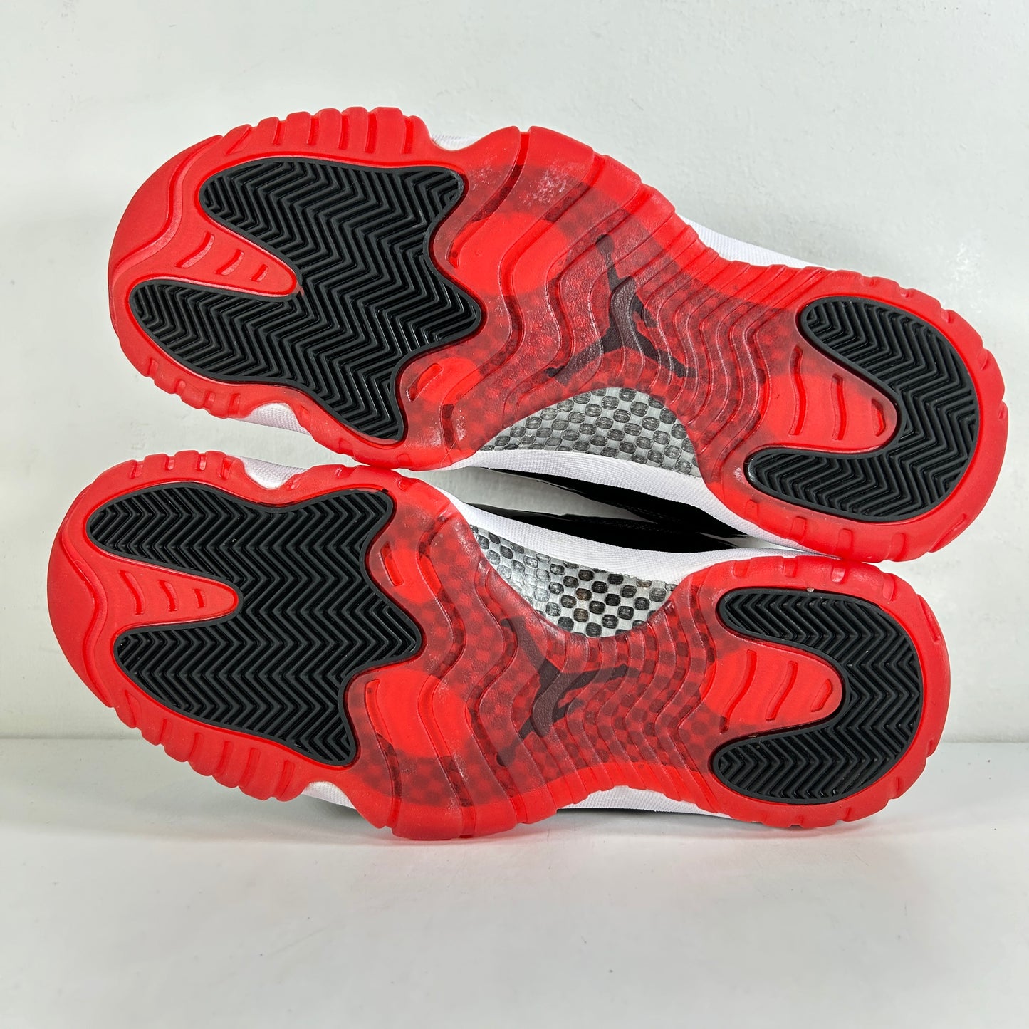 528895 012 Jordan 11 Retro Low Bred [USED] - 10.5 M (VNDS) (Replace Box)