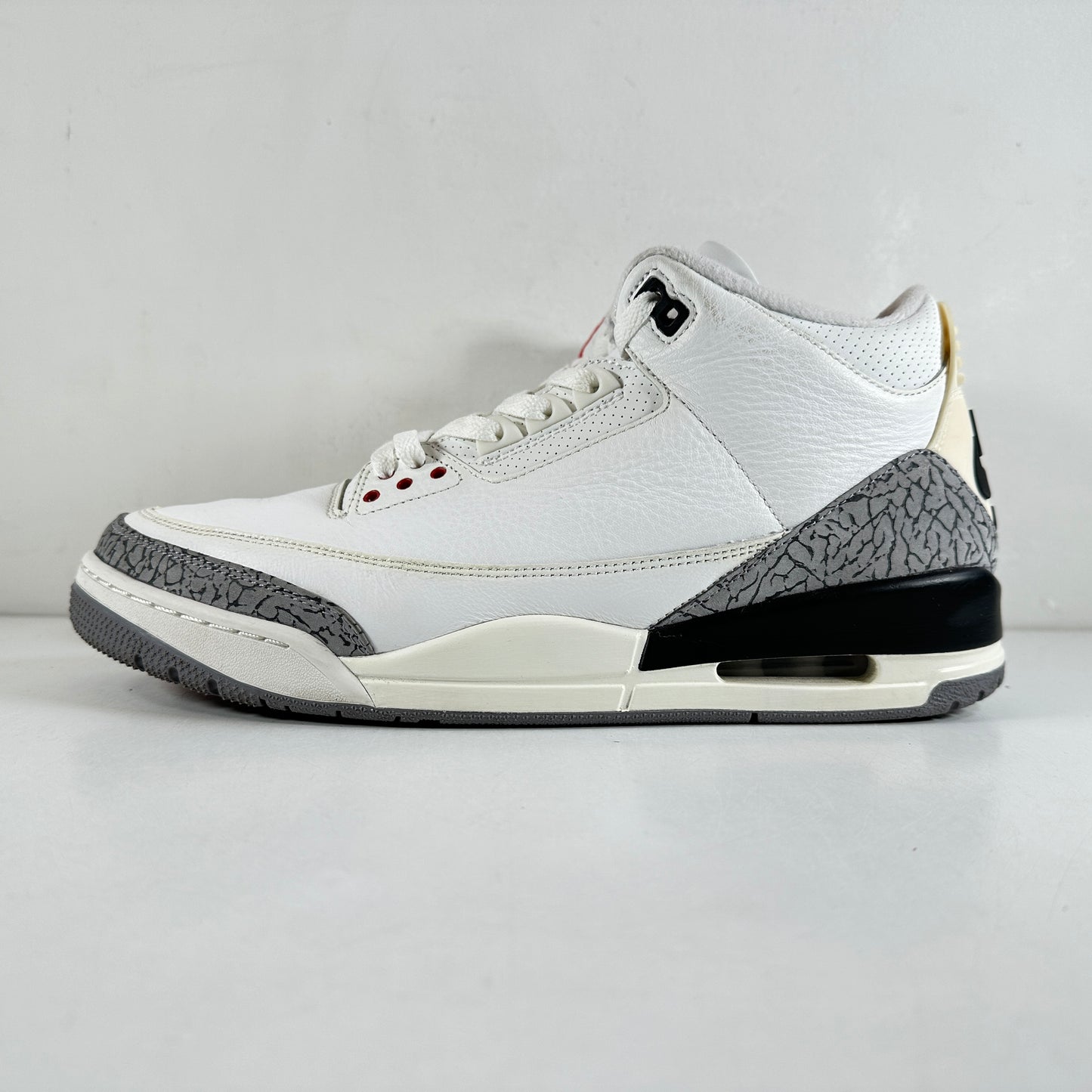 DN3707 100 Jordan 3 Retro White Cement Reimagined [USED] - 12.5 M (Used) (No Box)